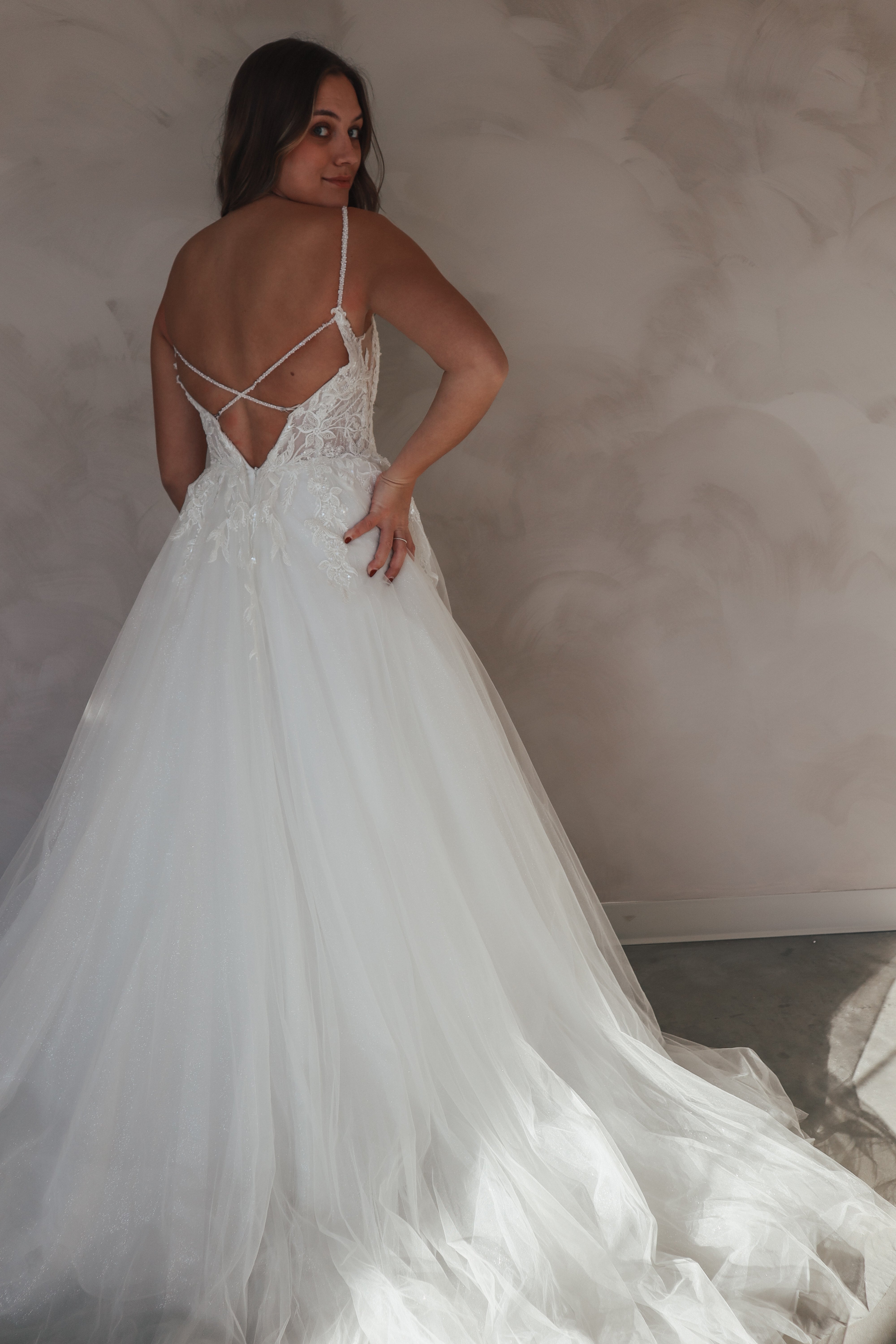 Size 04 | Aura by Maya Bella