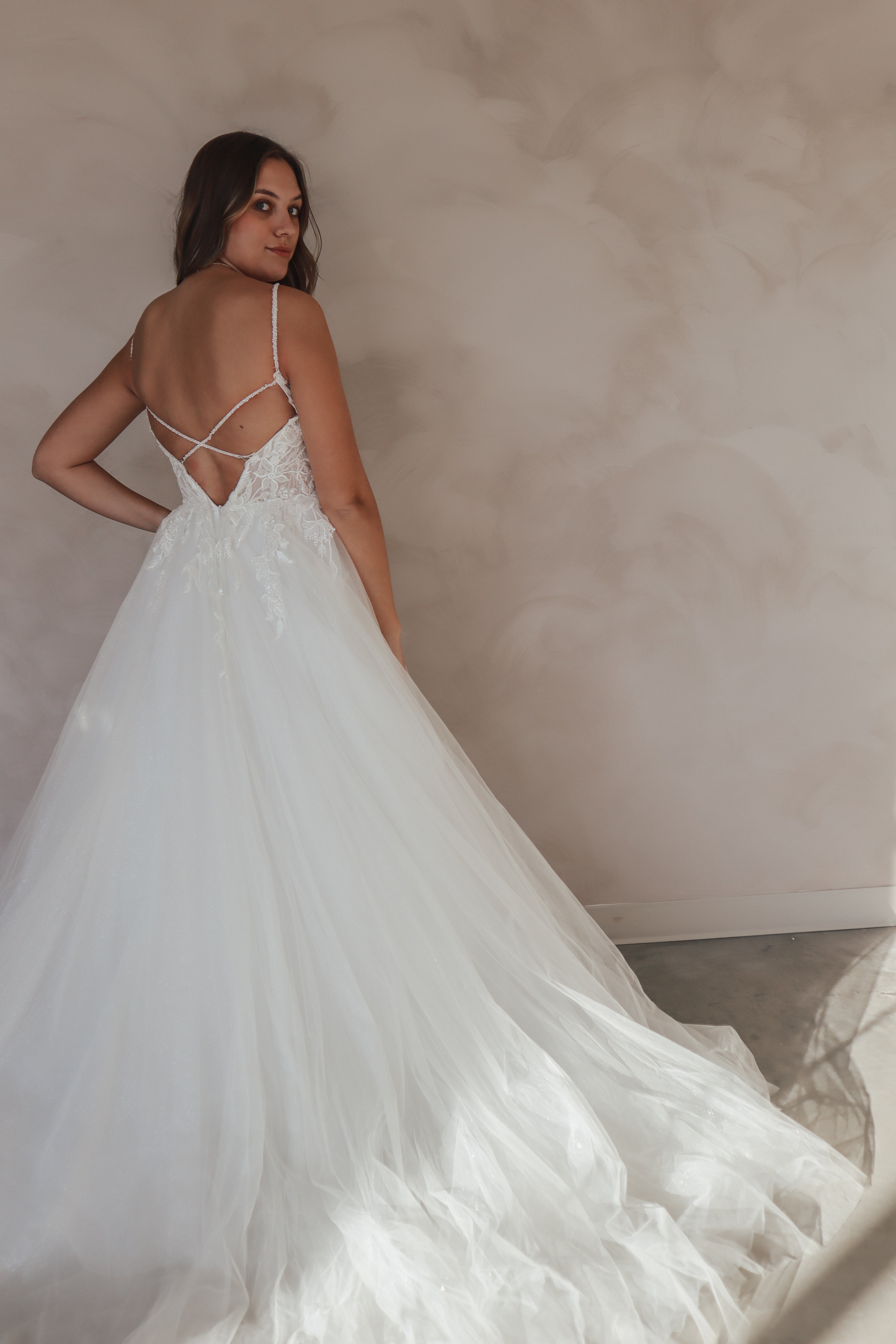 Size 04 | Aura by Maya Bella