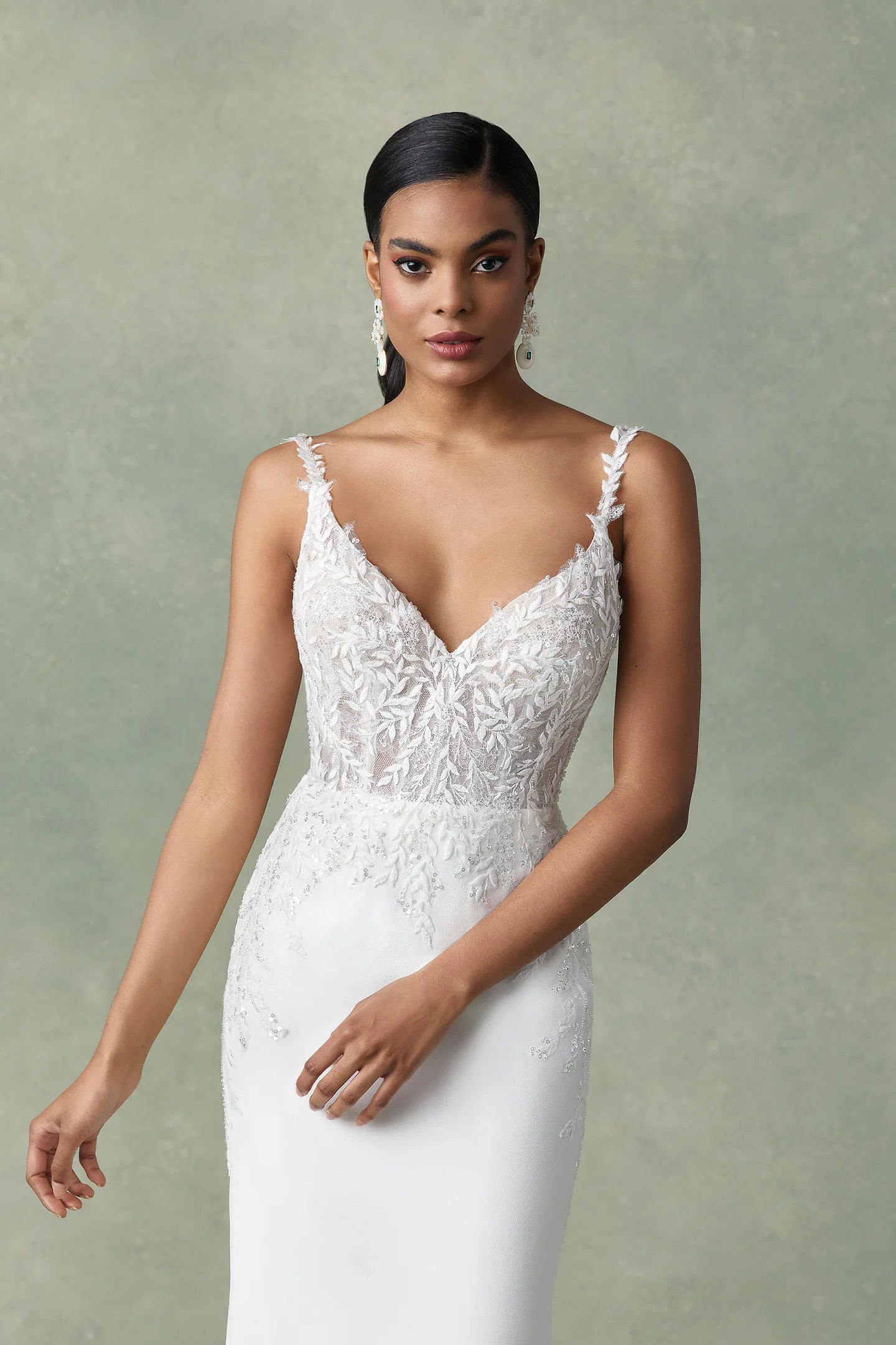 Size 12 | Floral by Justin Alexander
