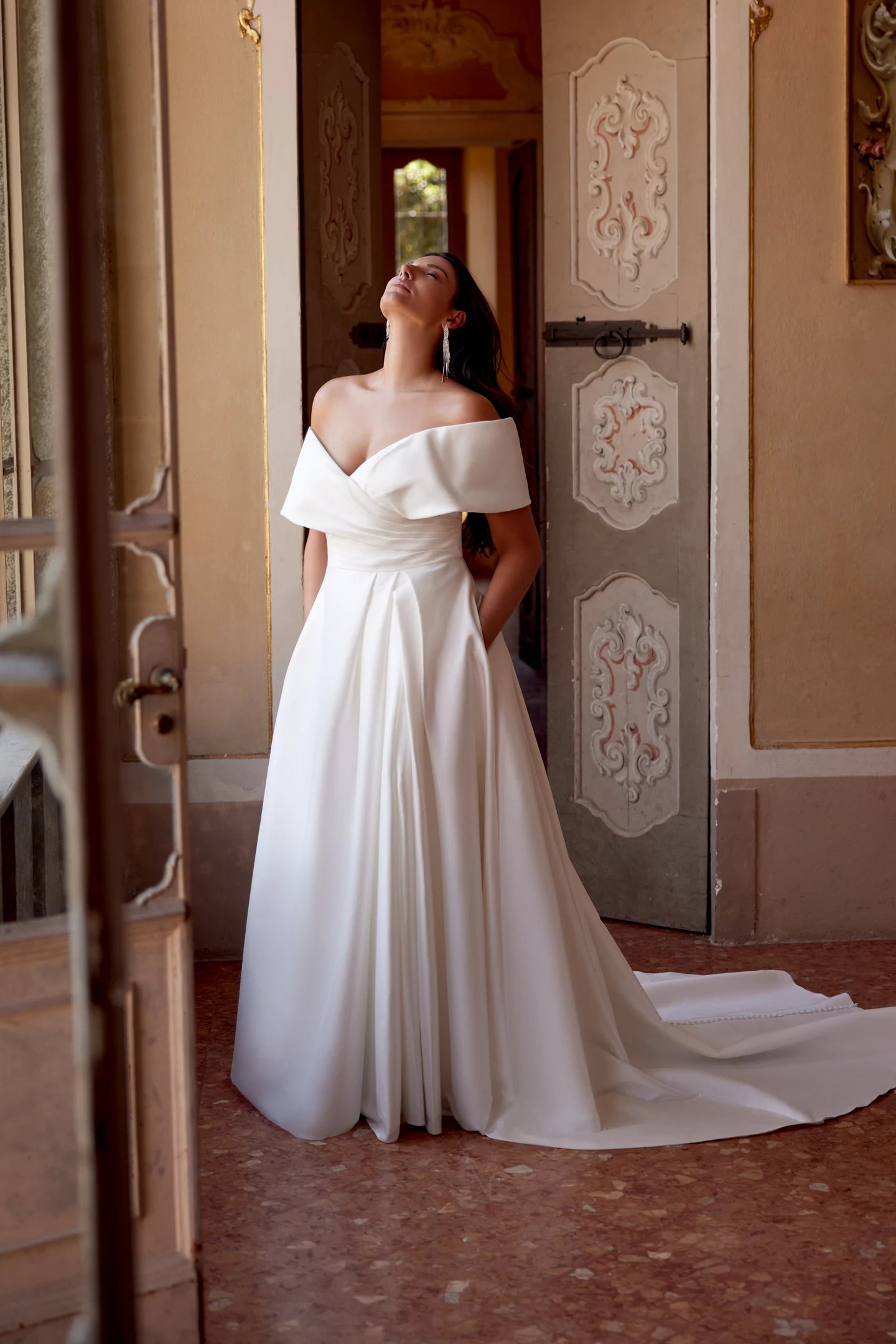 Size 08 | Harper by Justin Alexander