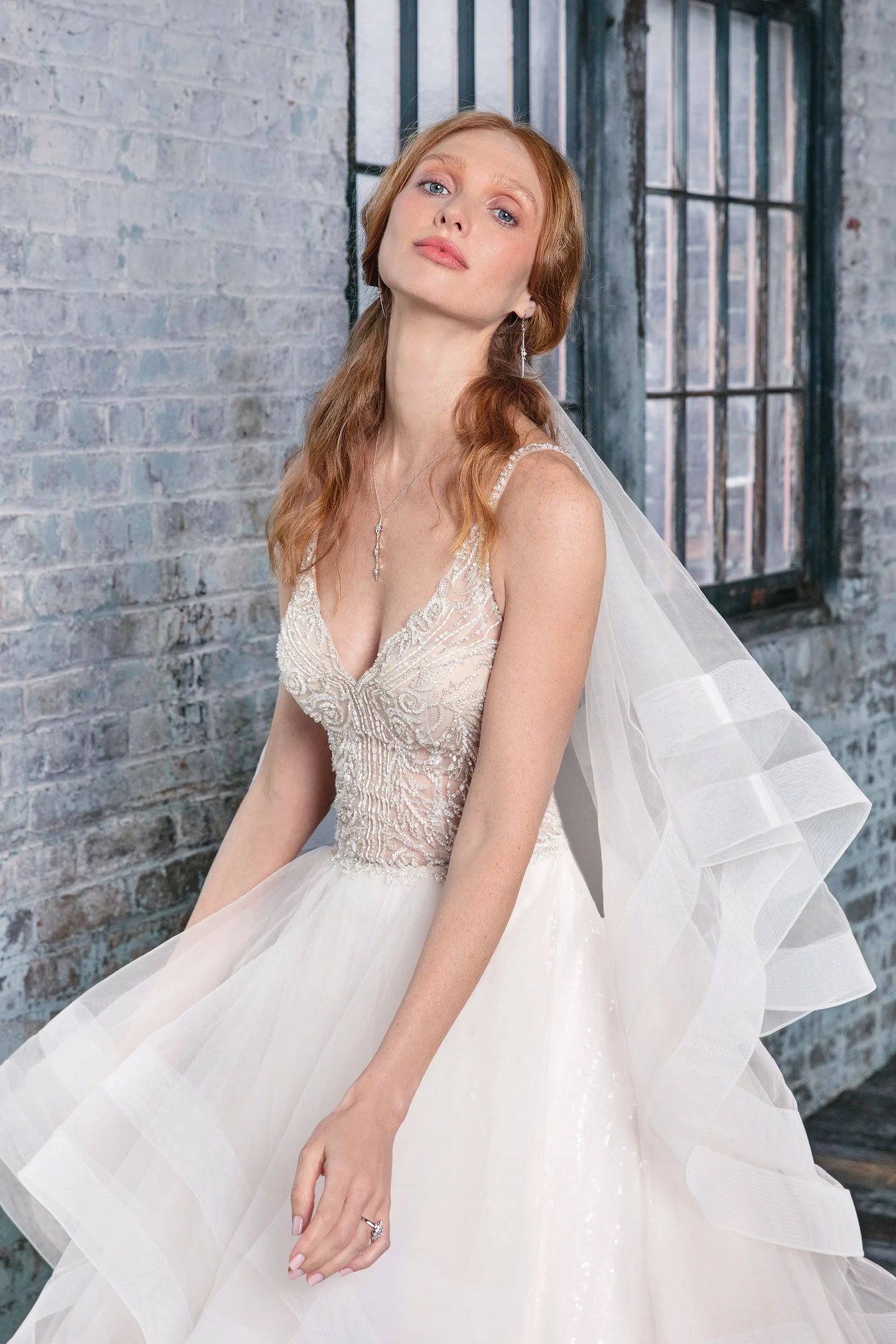 Size 08 | 99017 by Justin Alexander