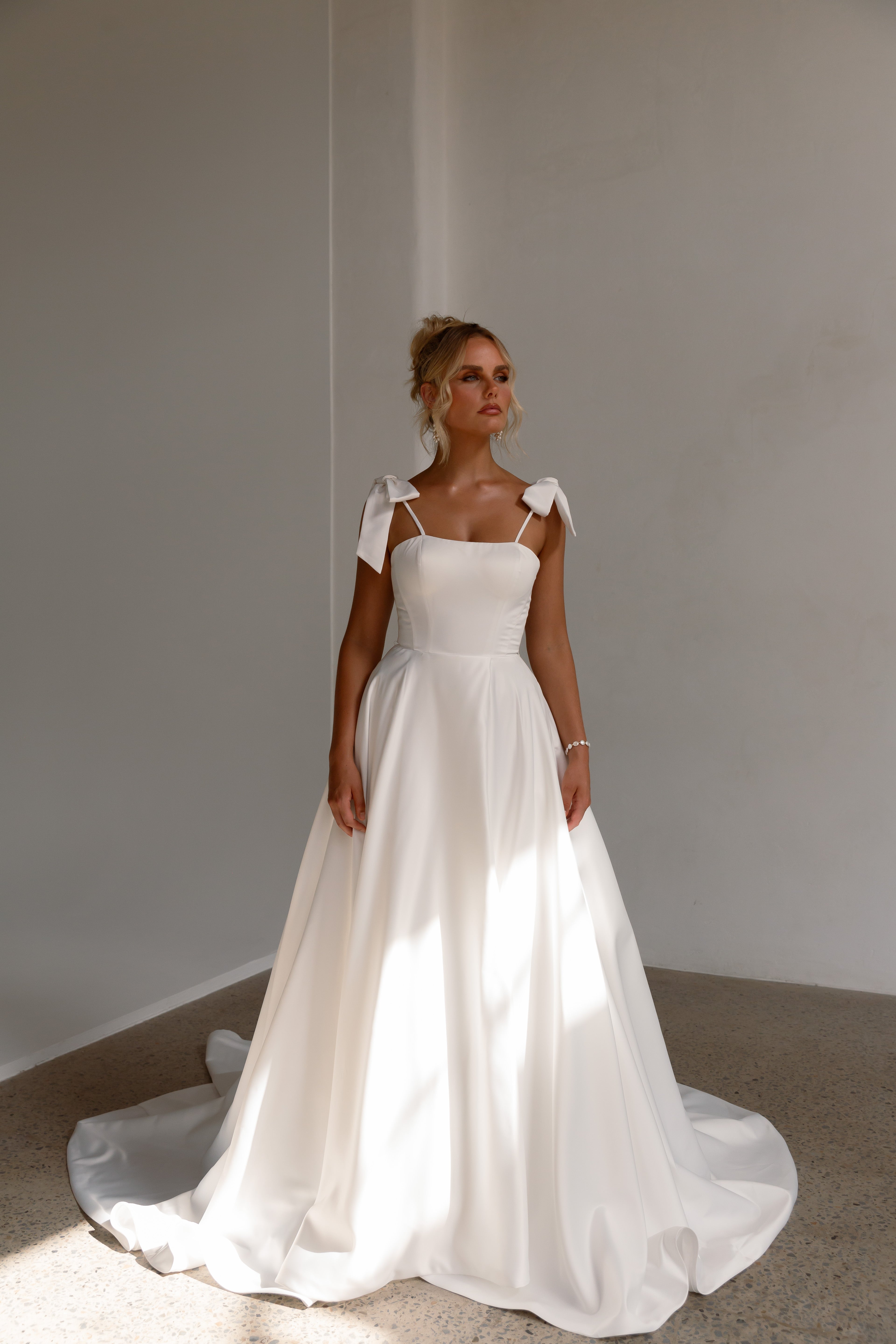 Size 06 | Anne by Tania Olsen