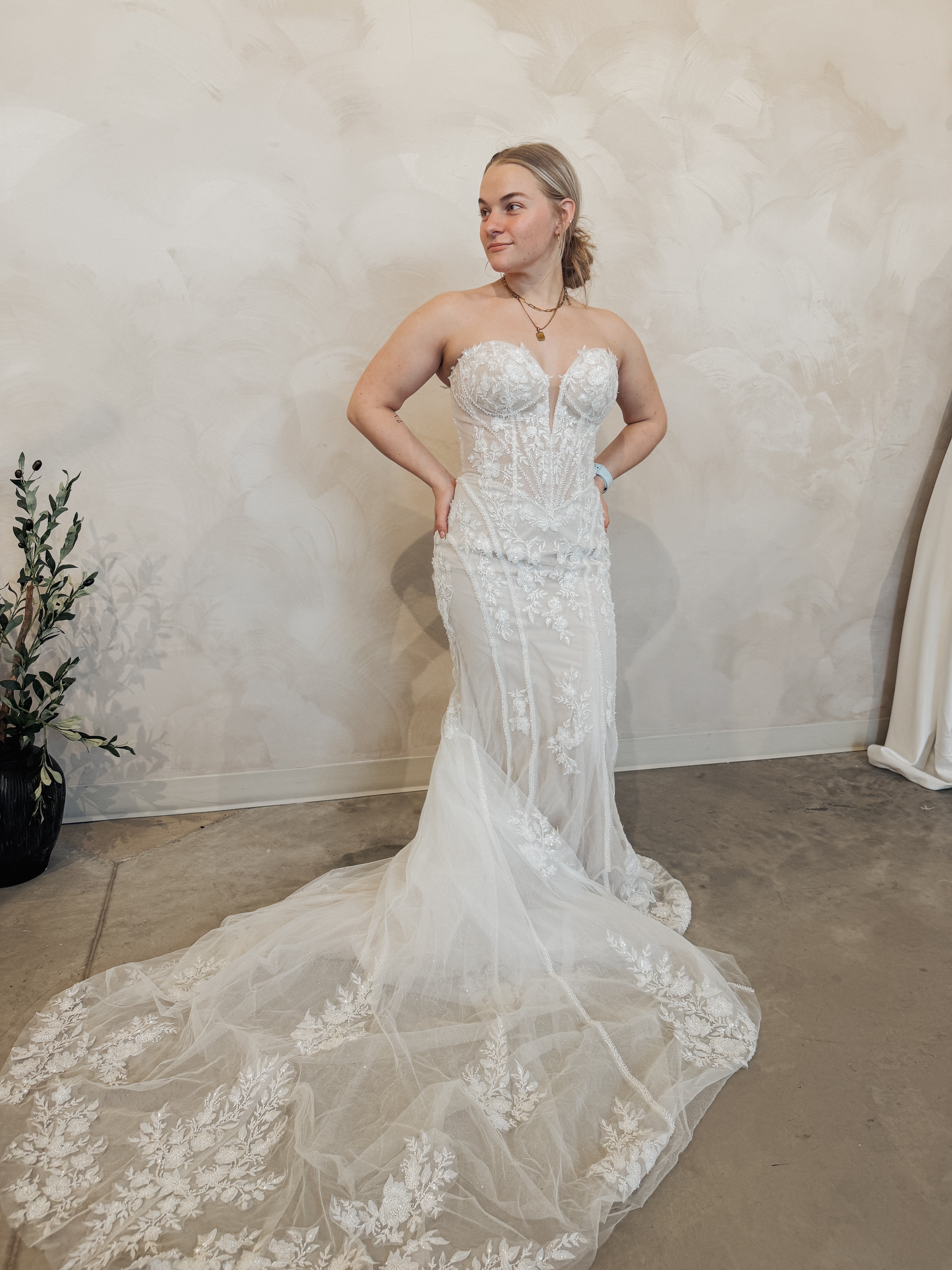 Size 08 | Caleb by Dearly