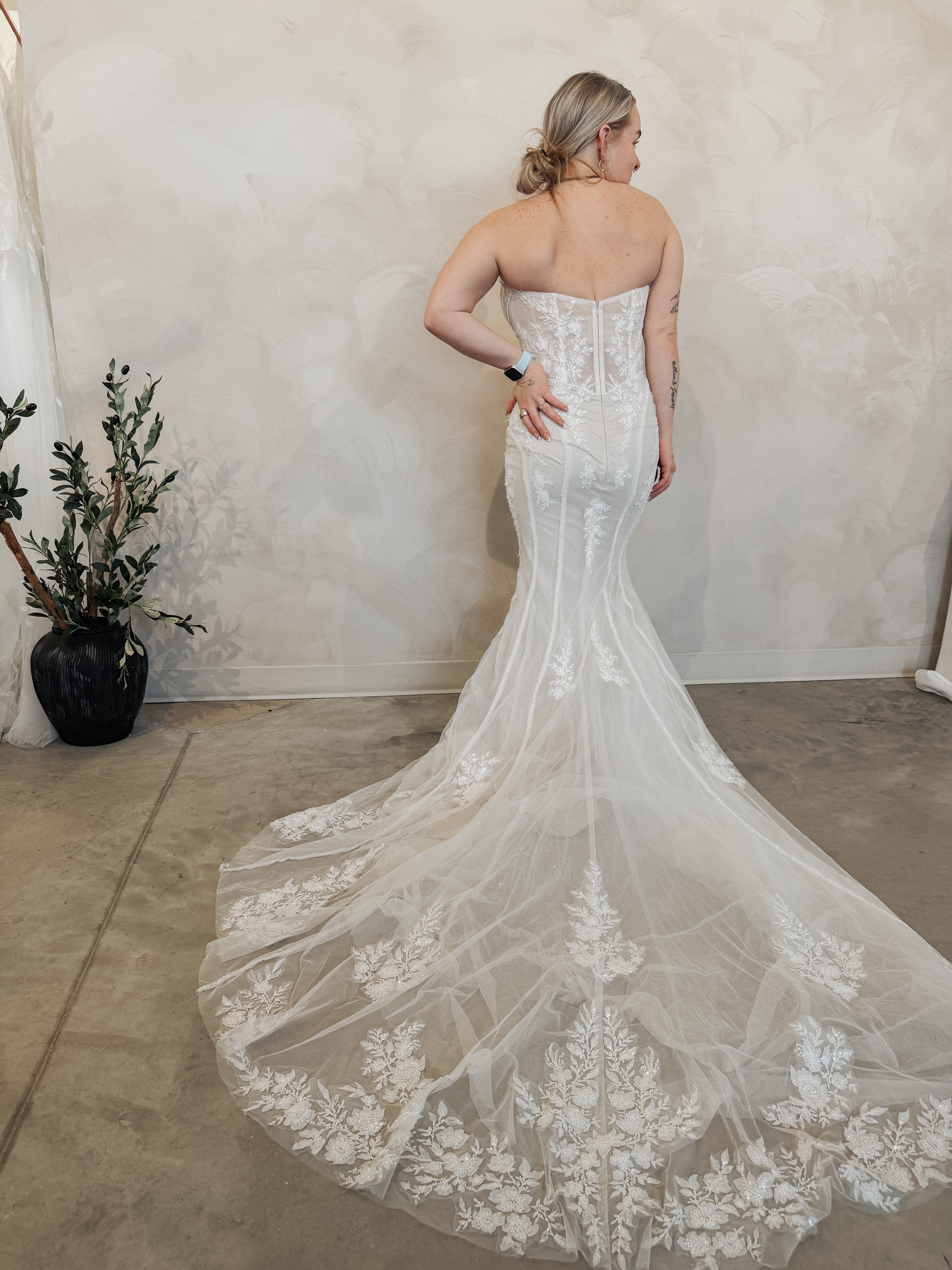 Size 08 | Caleb by Dearly