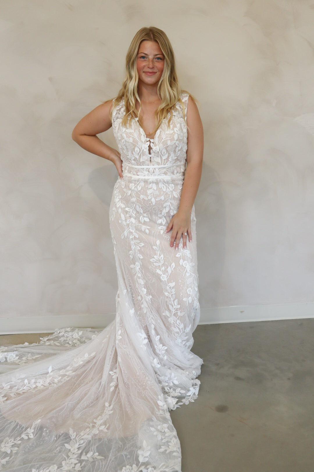 Size 16 | Flora V2 By Take Heart