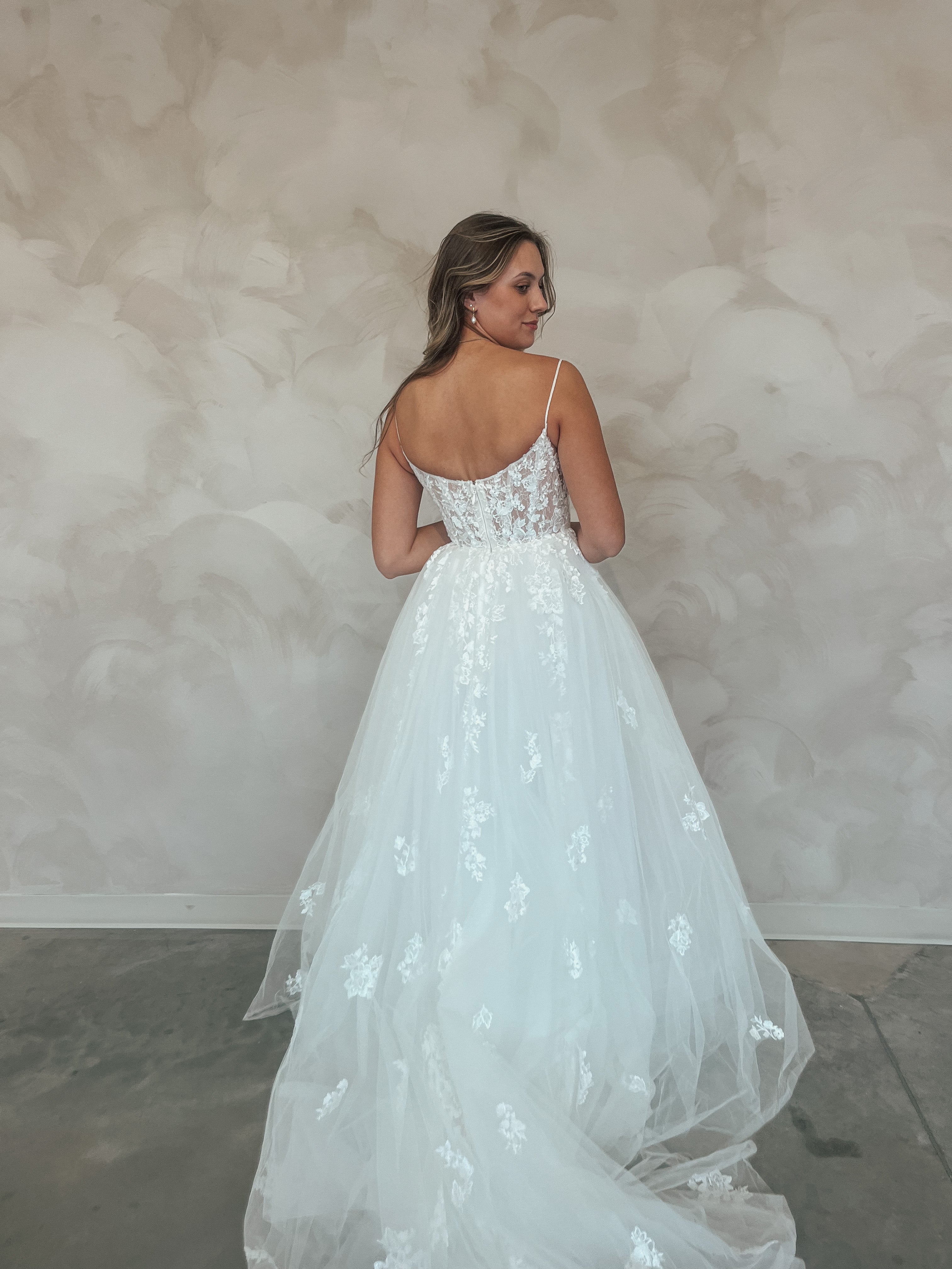 Size 04 | Corinne by Tania Olsen