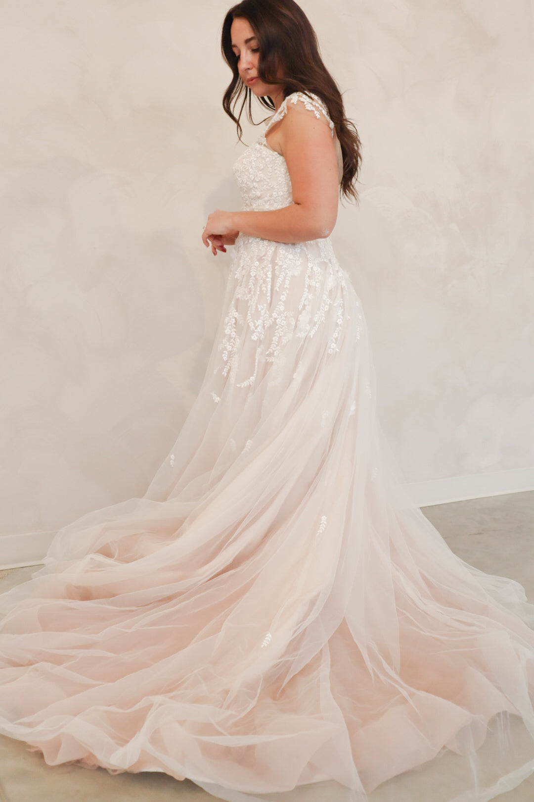 Size 10 | Audrey by Kelly Faetanini