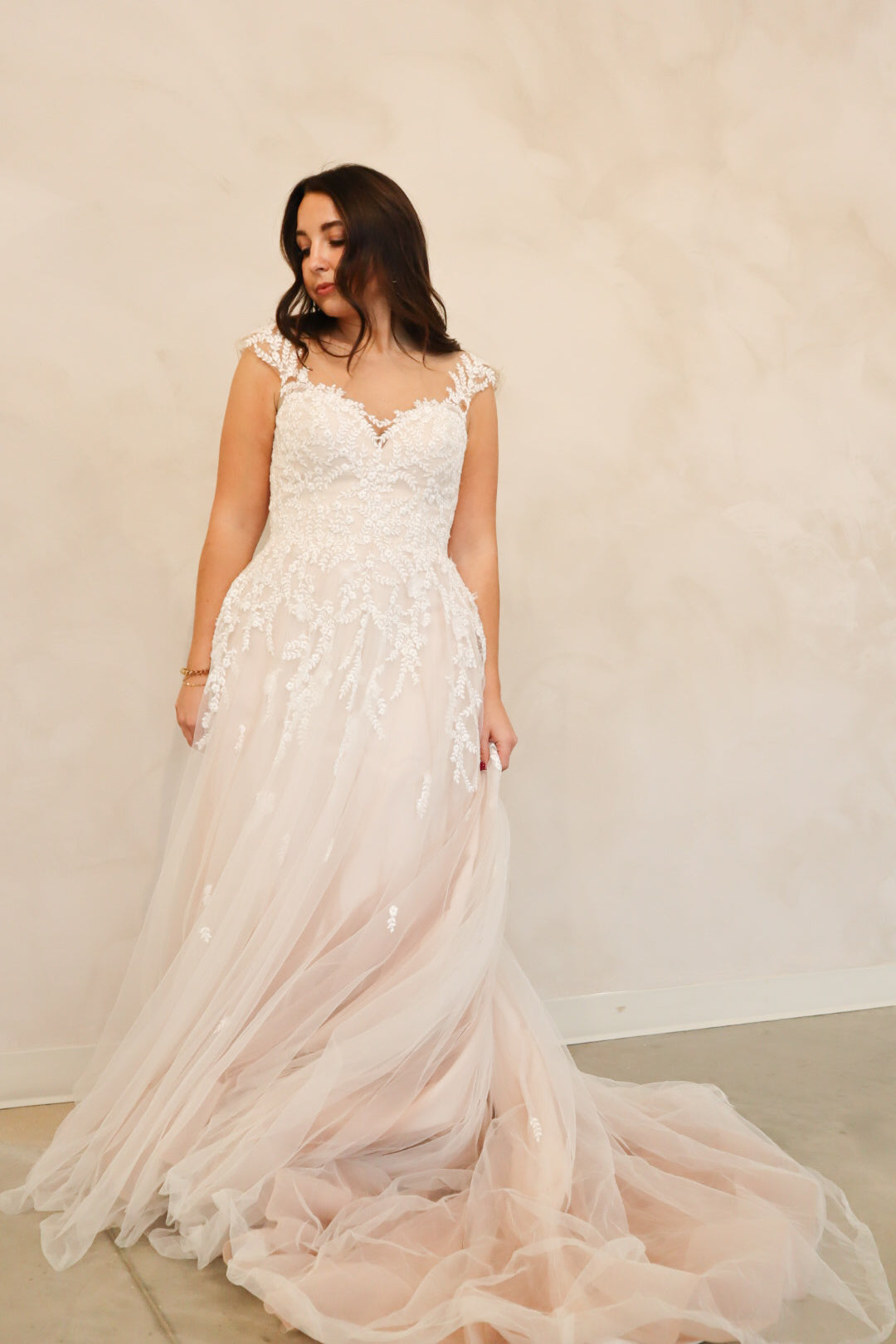 Size 10 | Audrey by Kelly Faetanini