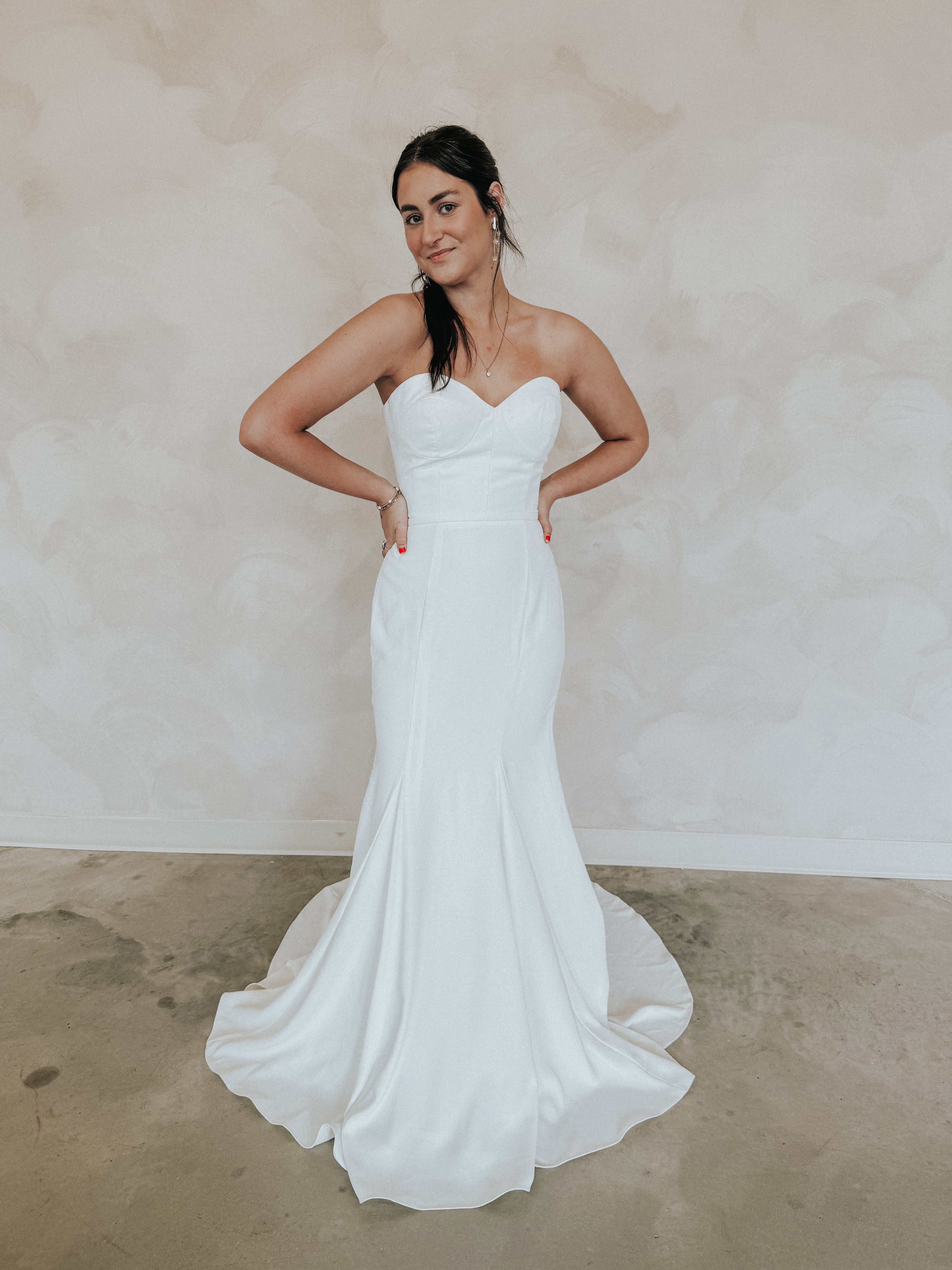 Size 08 | Monique by Tania Olsen
