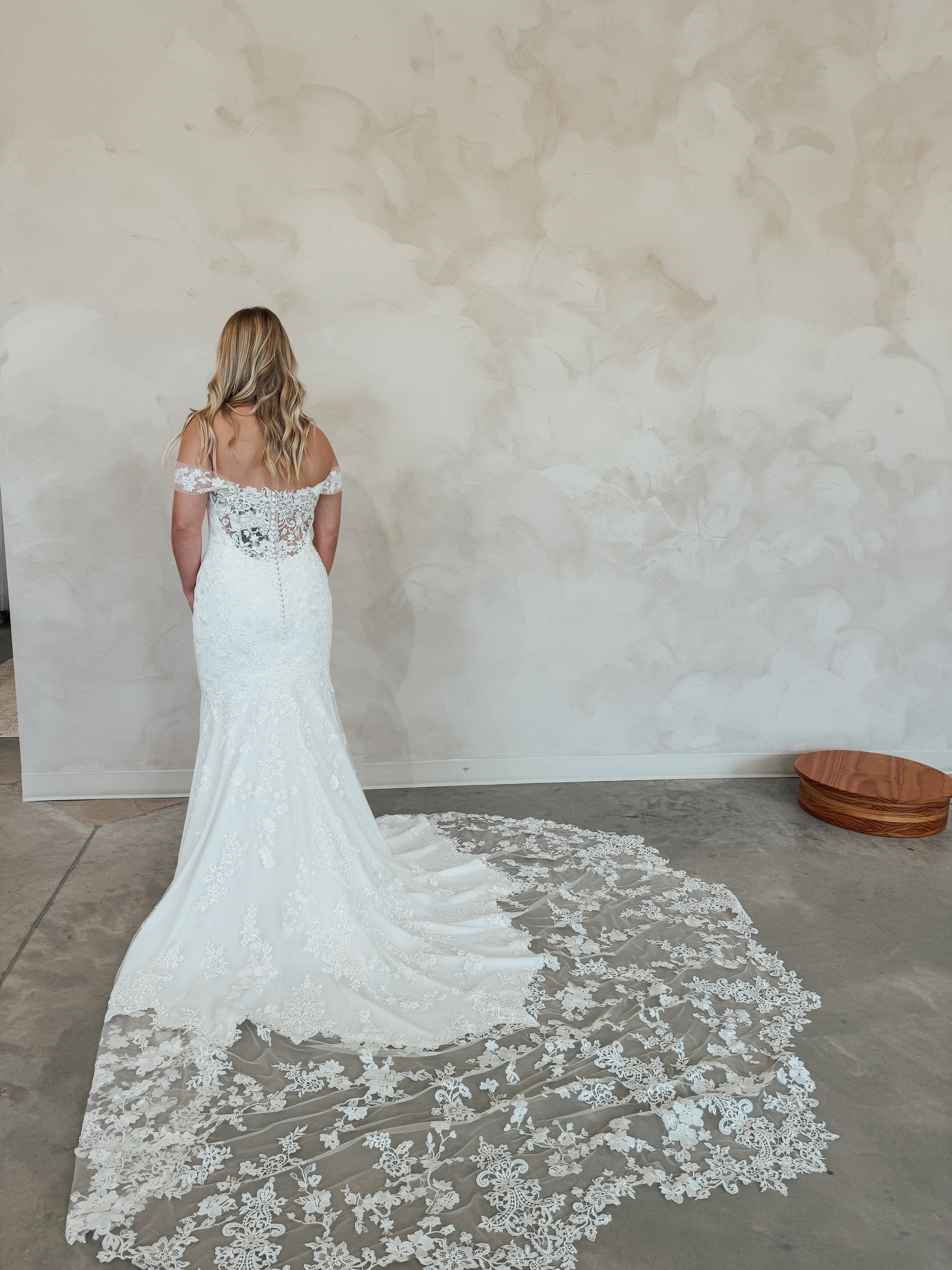 Size 10 | Syrnix By Pronovias