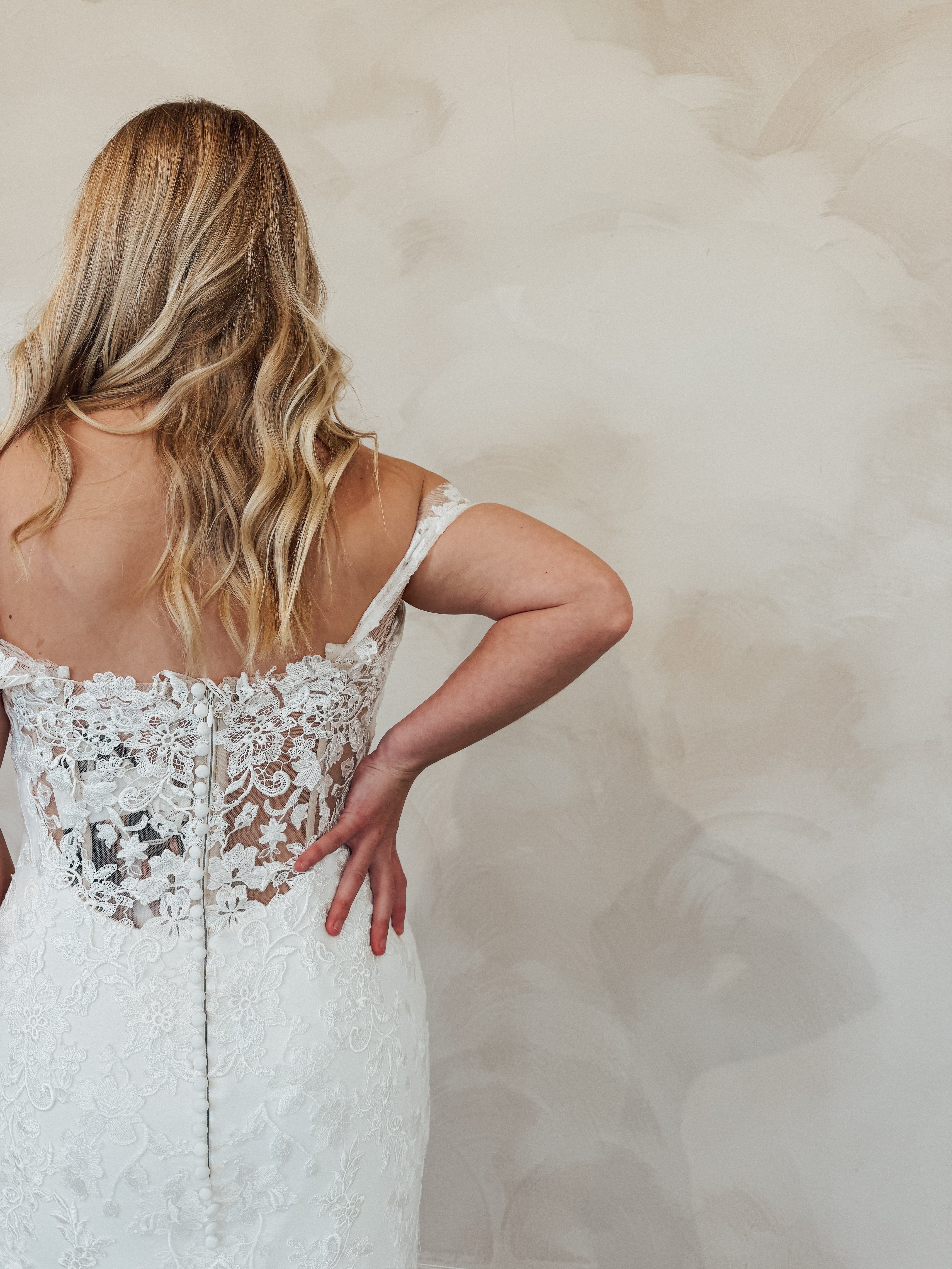 Size 10 | Syrnix By Pronovias