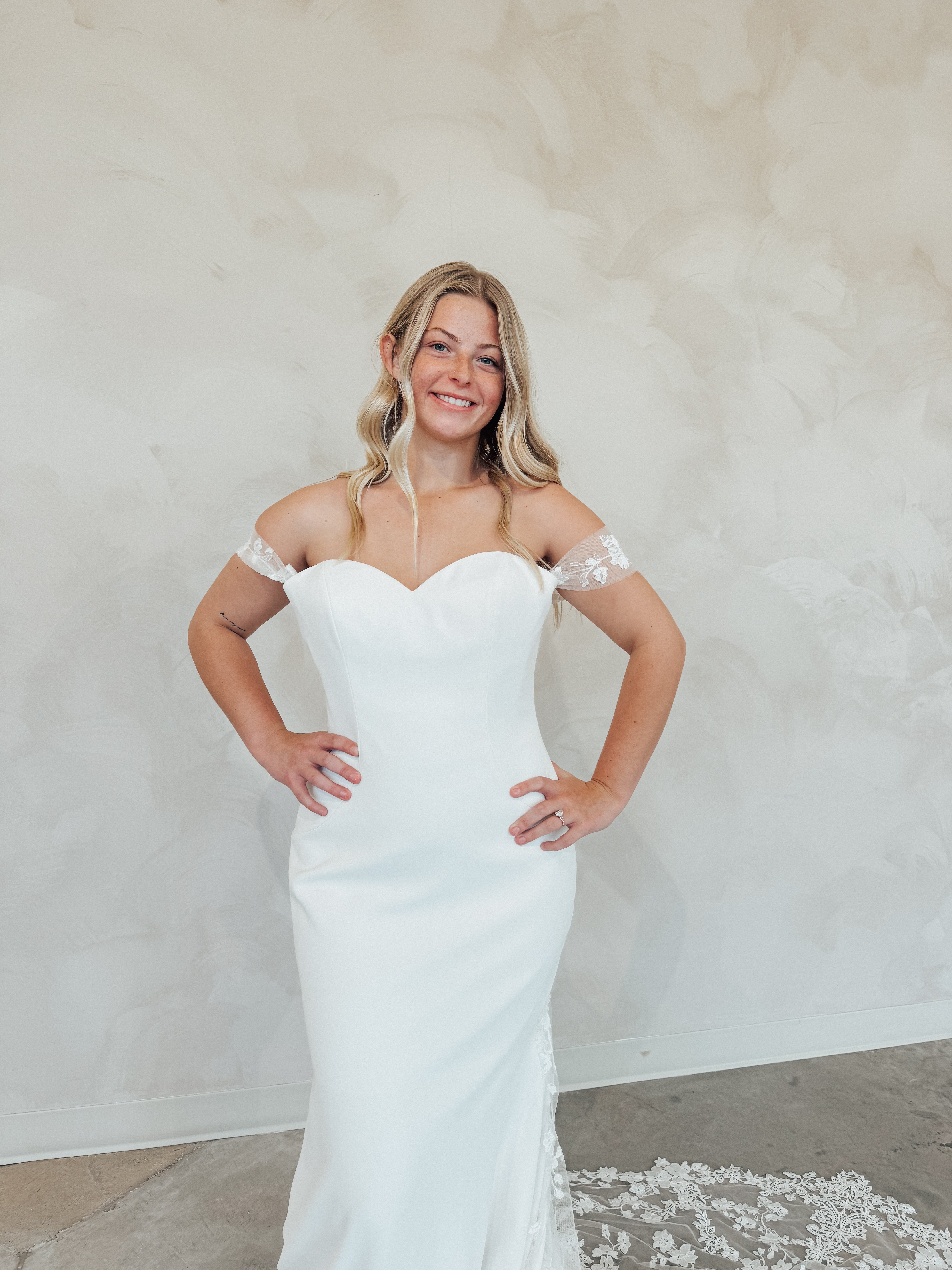 Size 10 | Syrnix By Pronovias