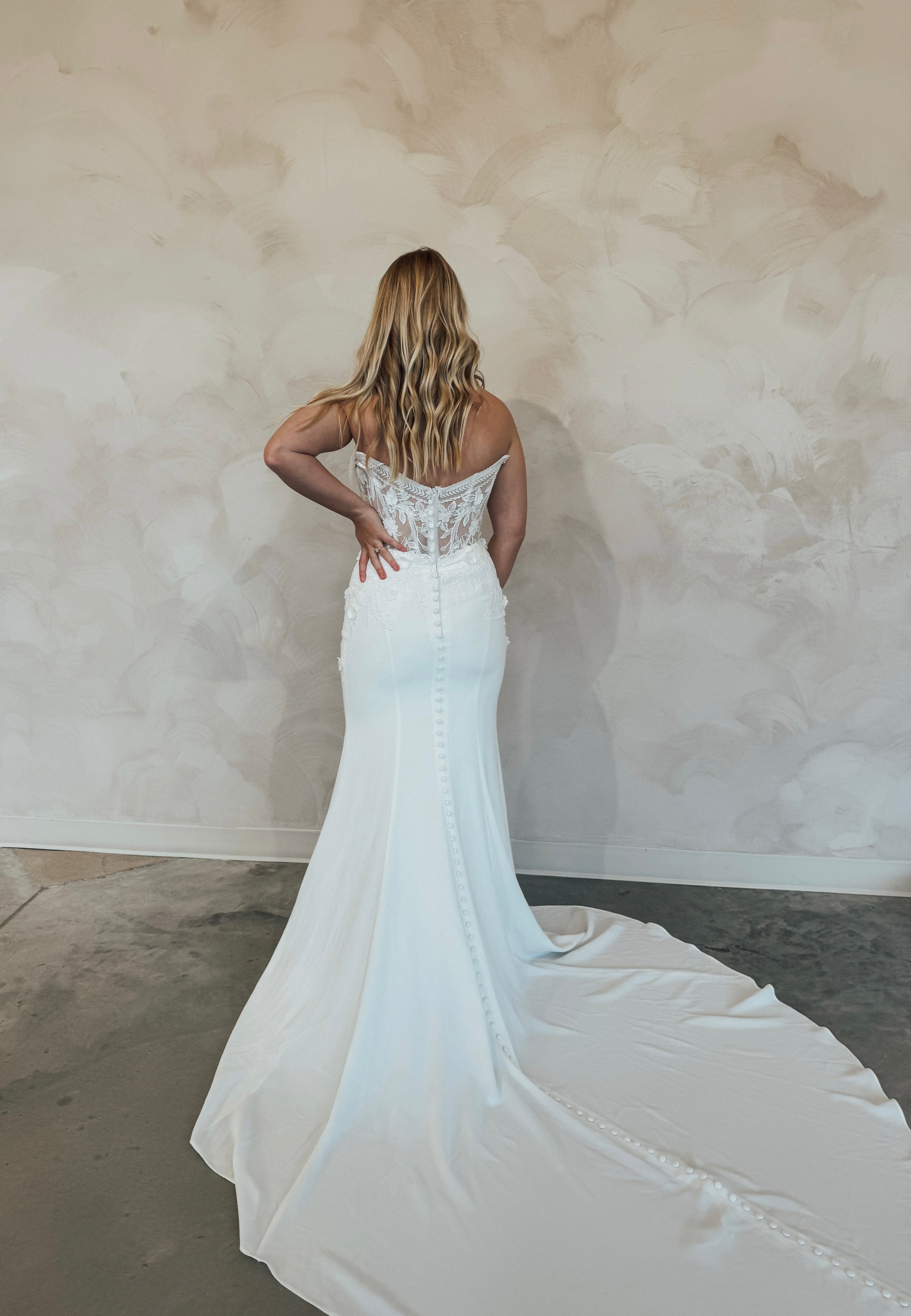 Size 08 | 7675 By Stella York