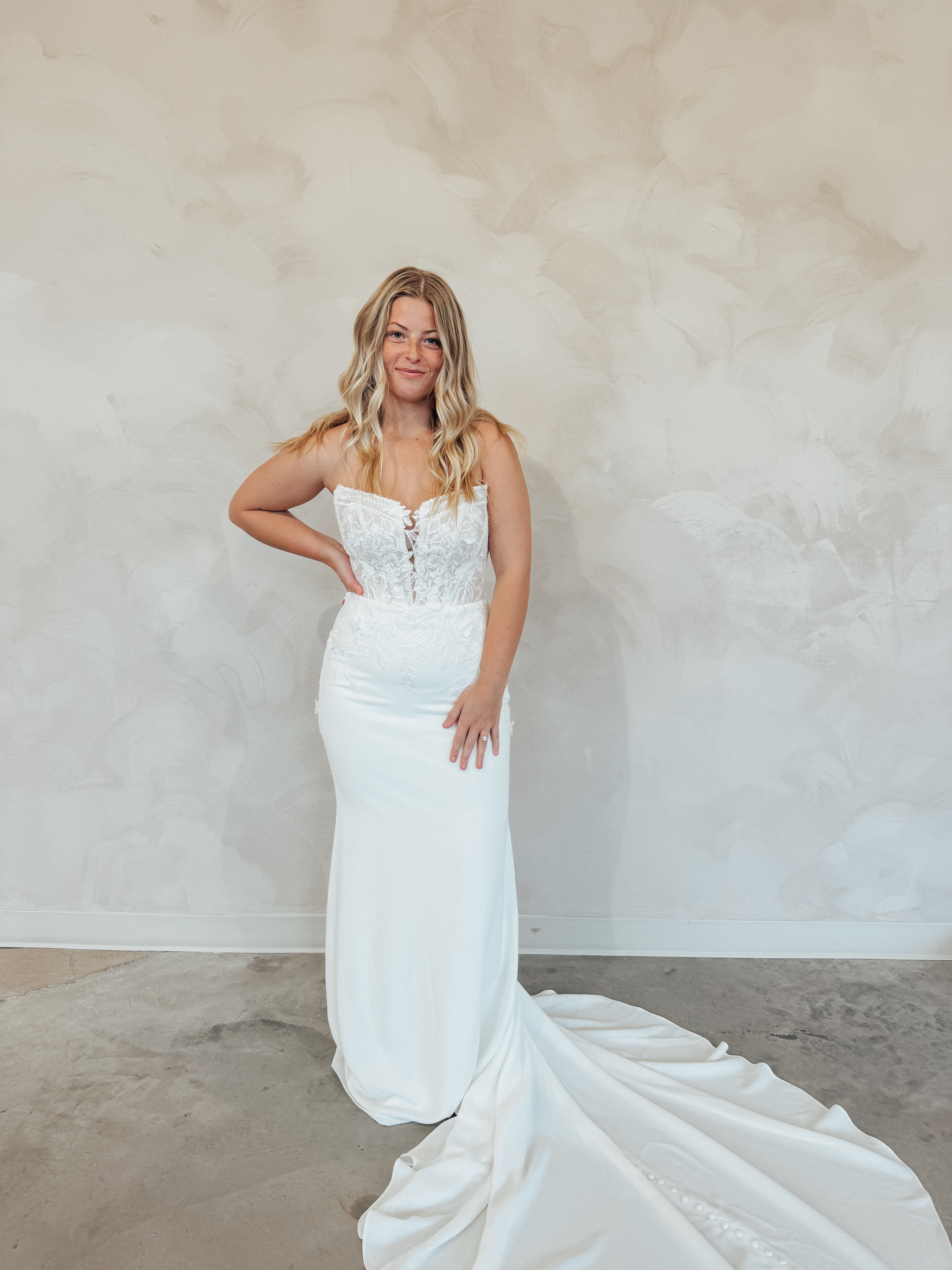 Size 08 | 7675 By Stella York