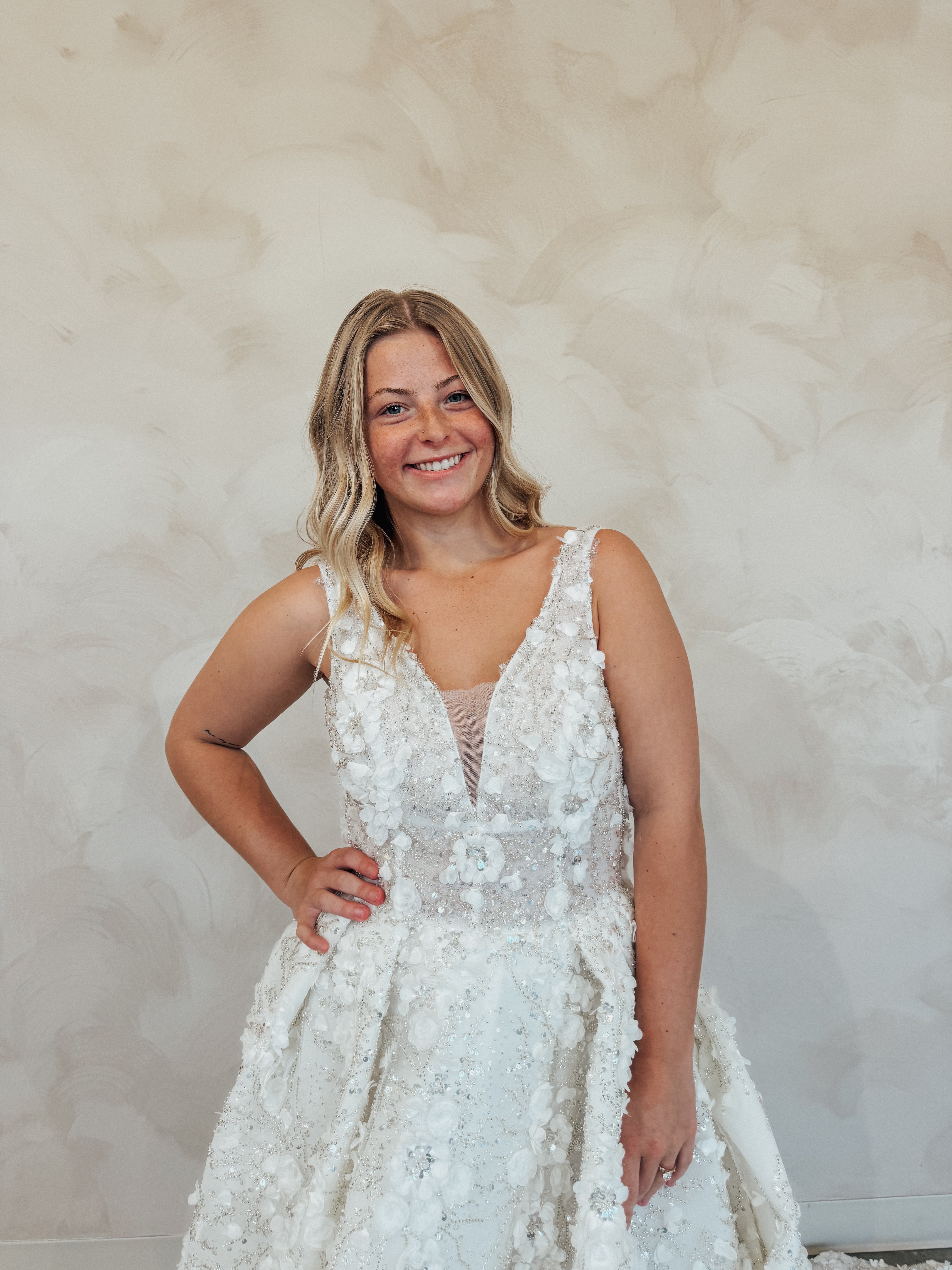 Size 12 | EB22840 by Elysian Bridal