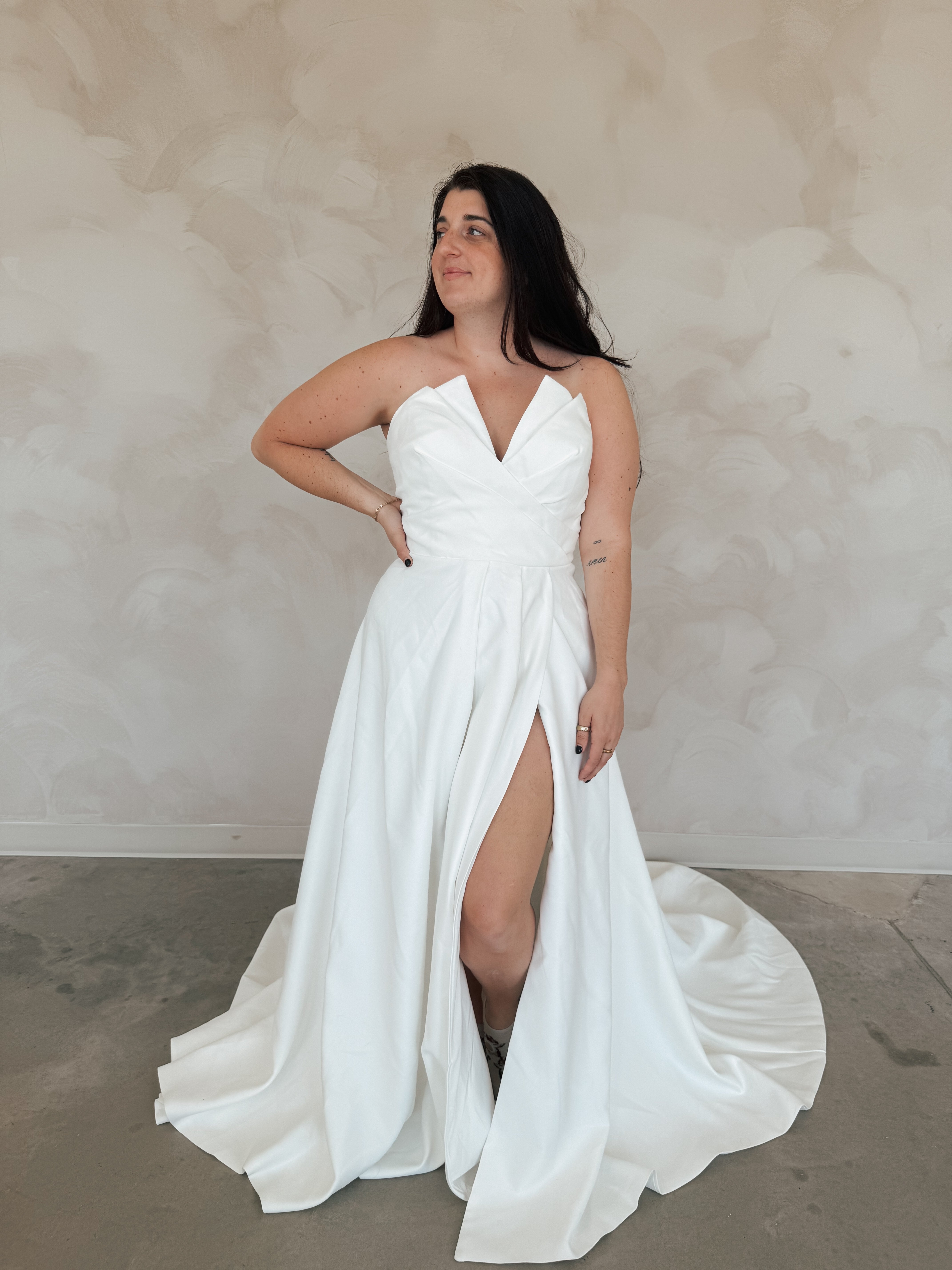 Size 18 | Serena by Dearly