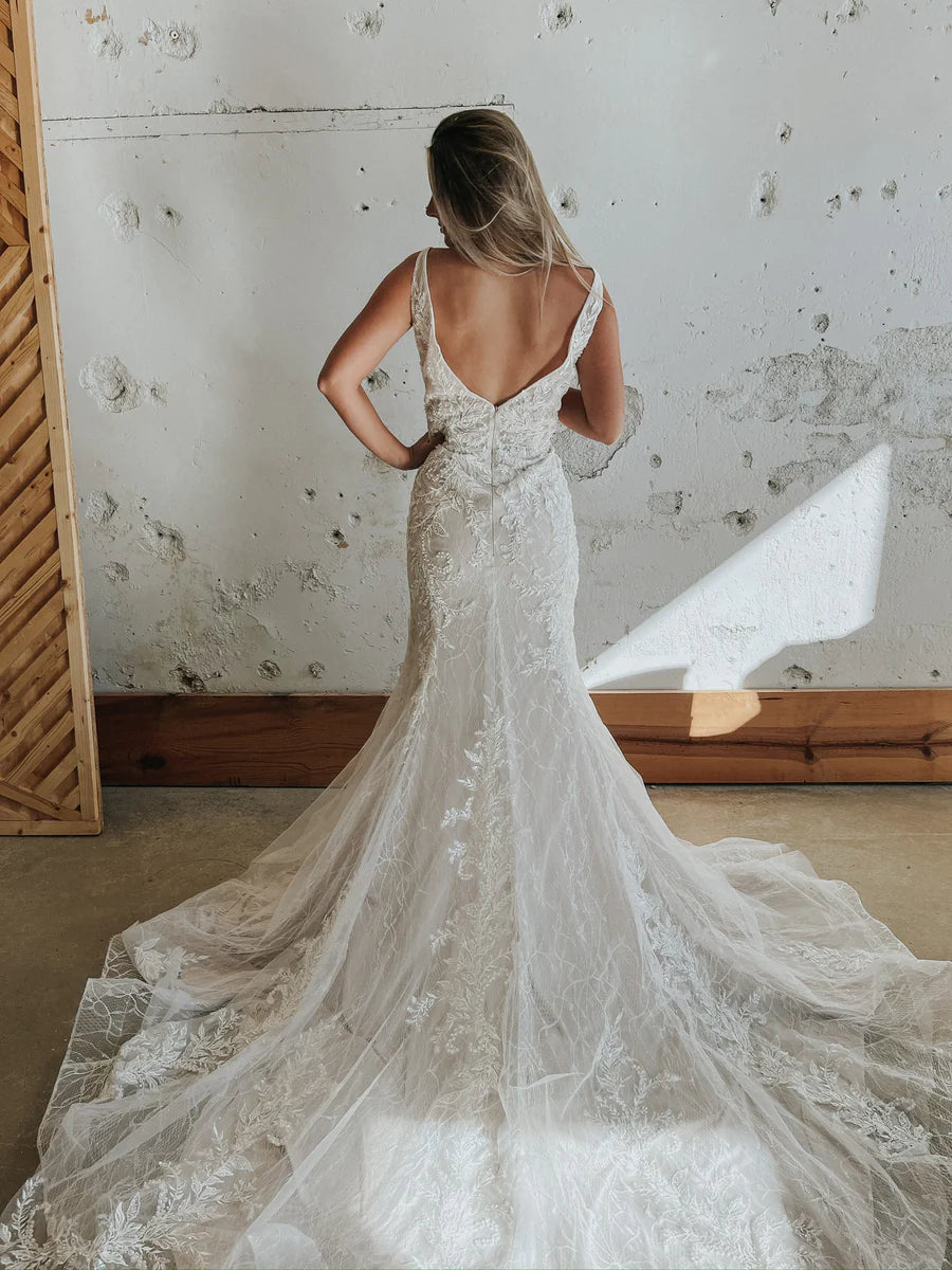 Size 04 | Ruby by Dearly