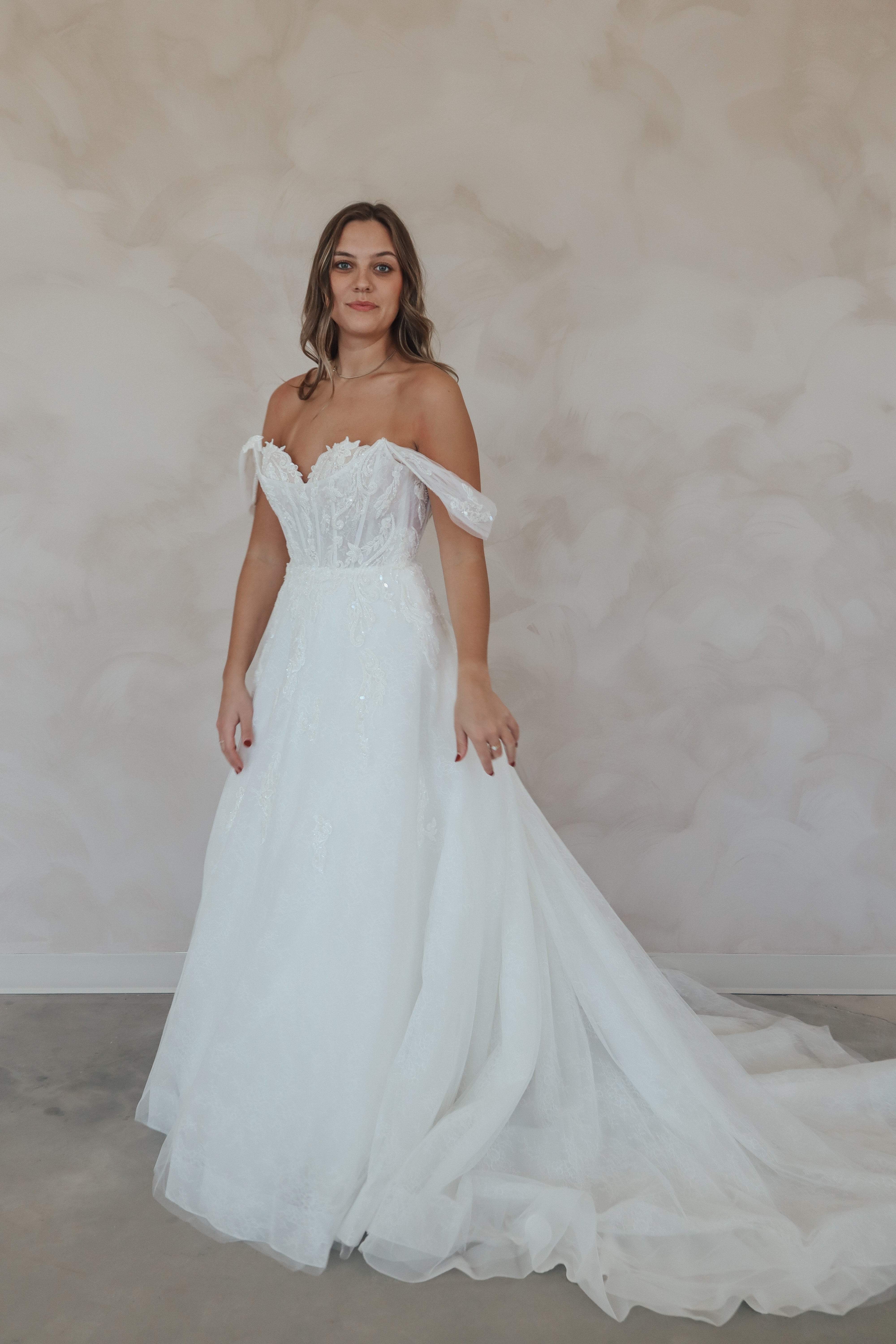 Size 04 | Elina by Maya Bella