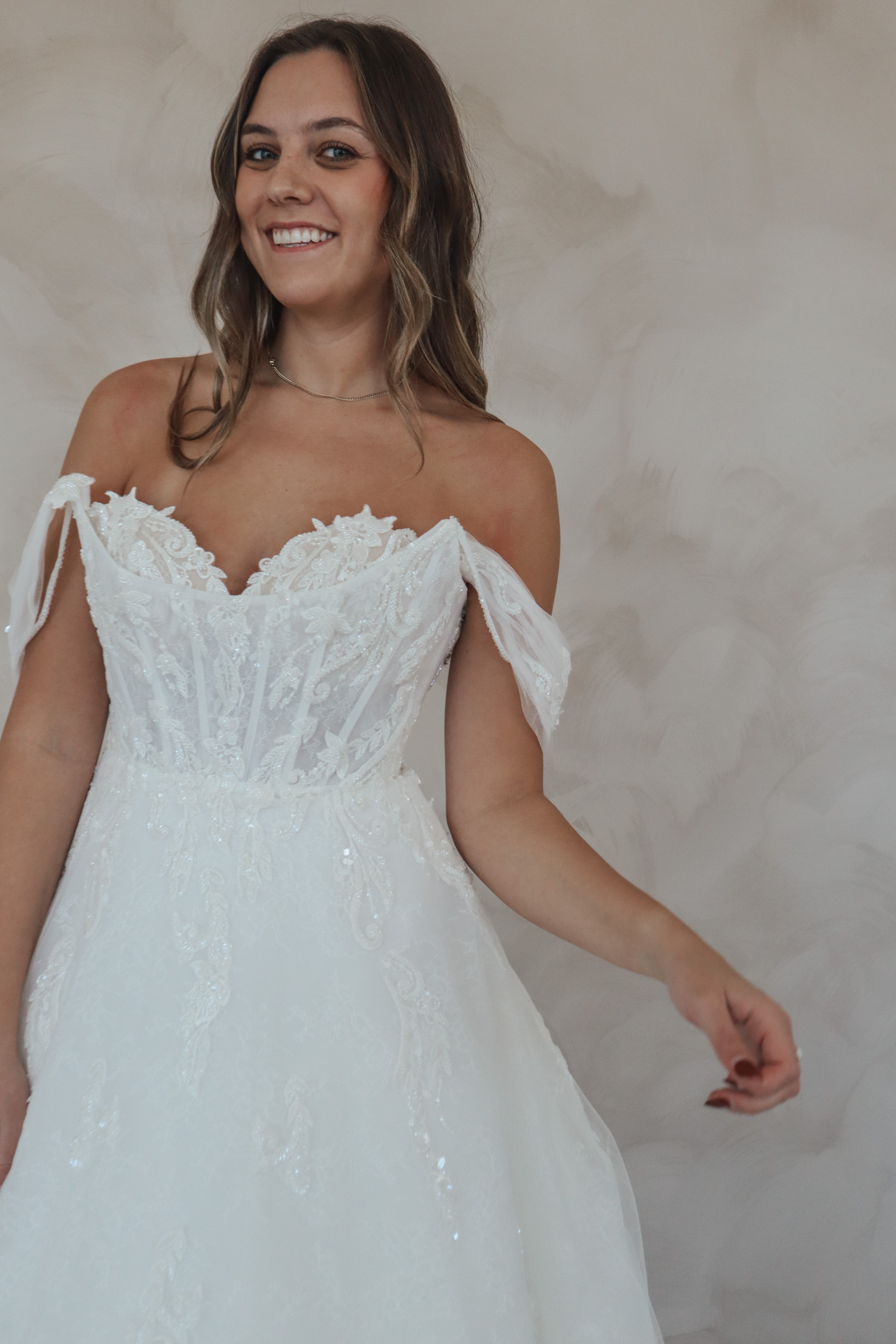 Size 04 | Elina by Maya Bella