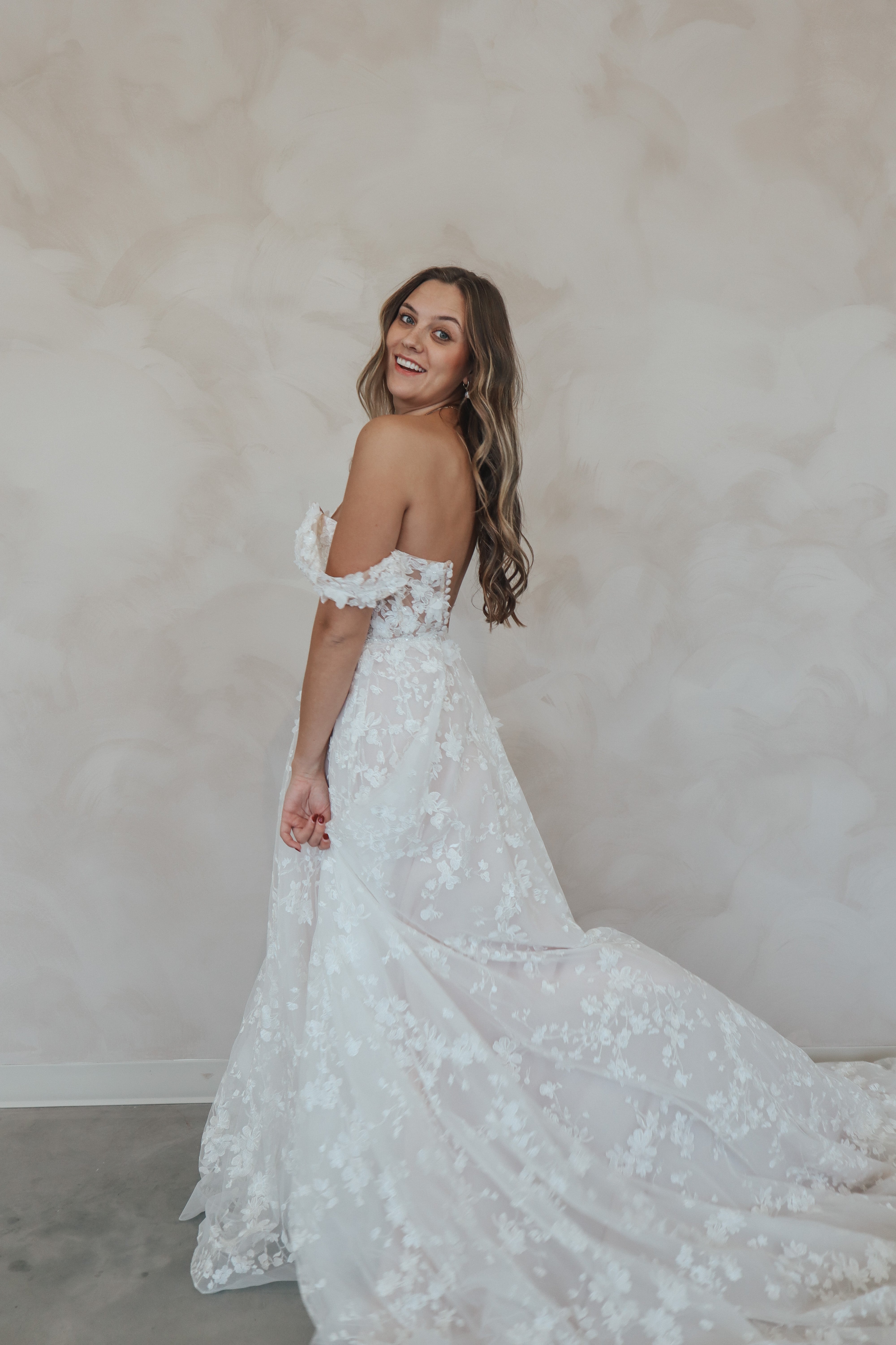 Size 04 | Dominique by Tania Olsen