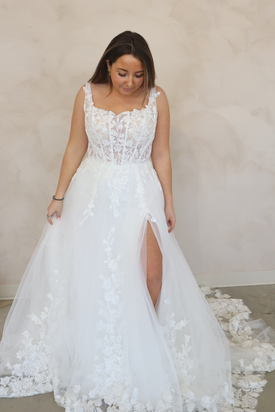 Size 10 | Quinn by Take Heart