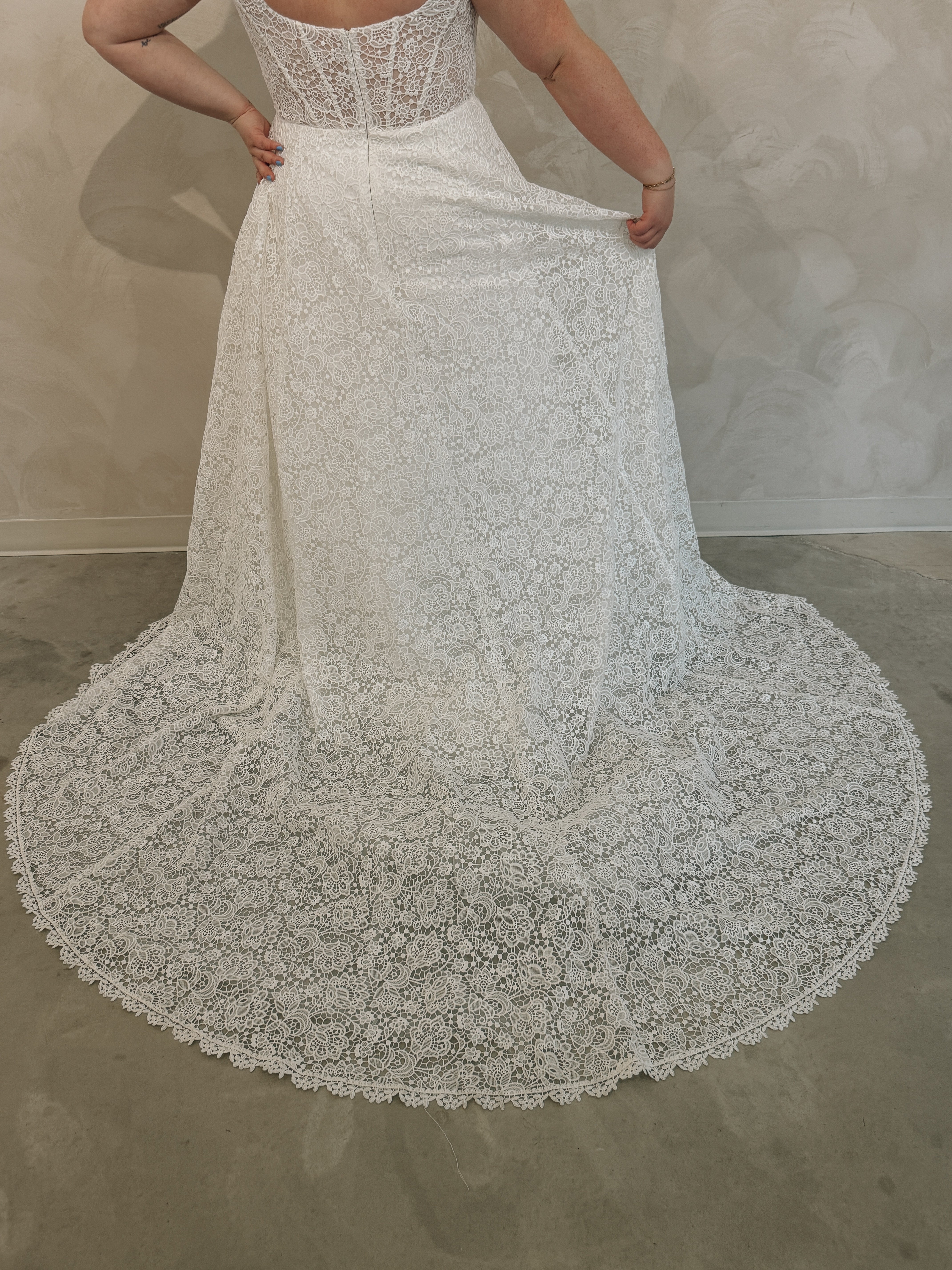 Size 18 | Rose by Dearly