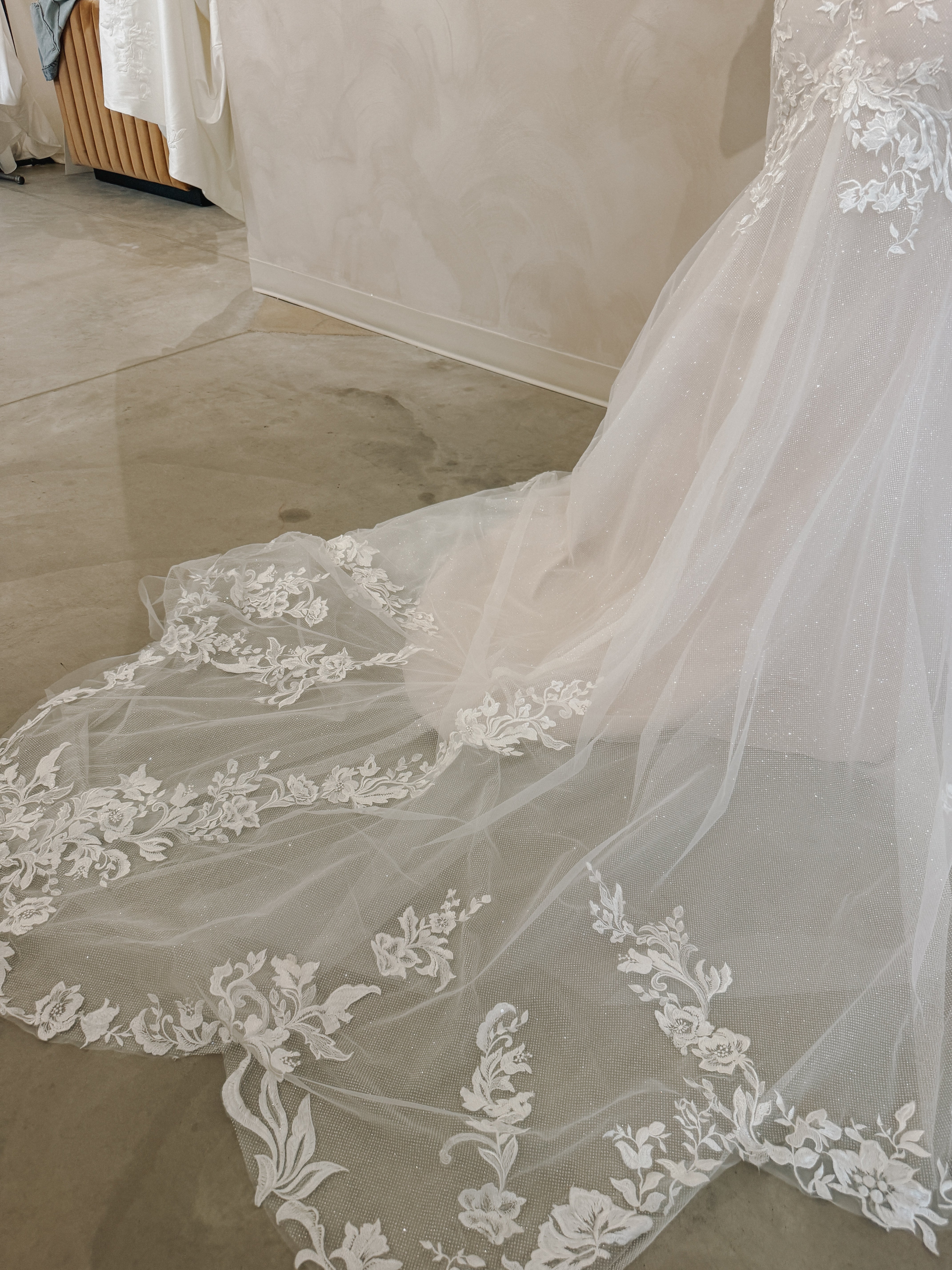 Size 04 | Alexa by Dearly