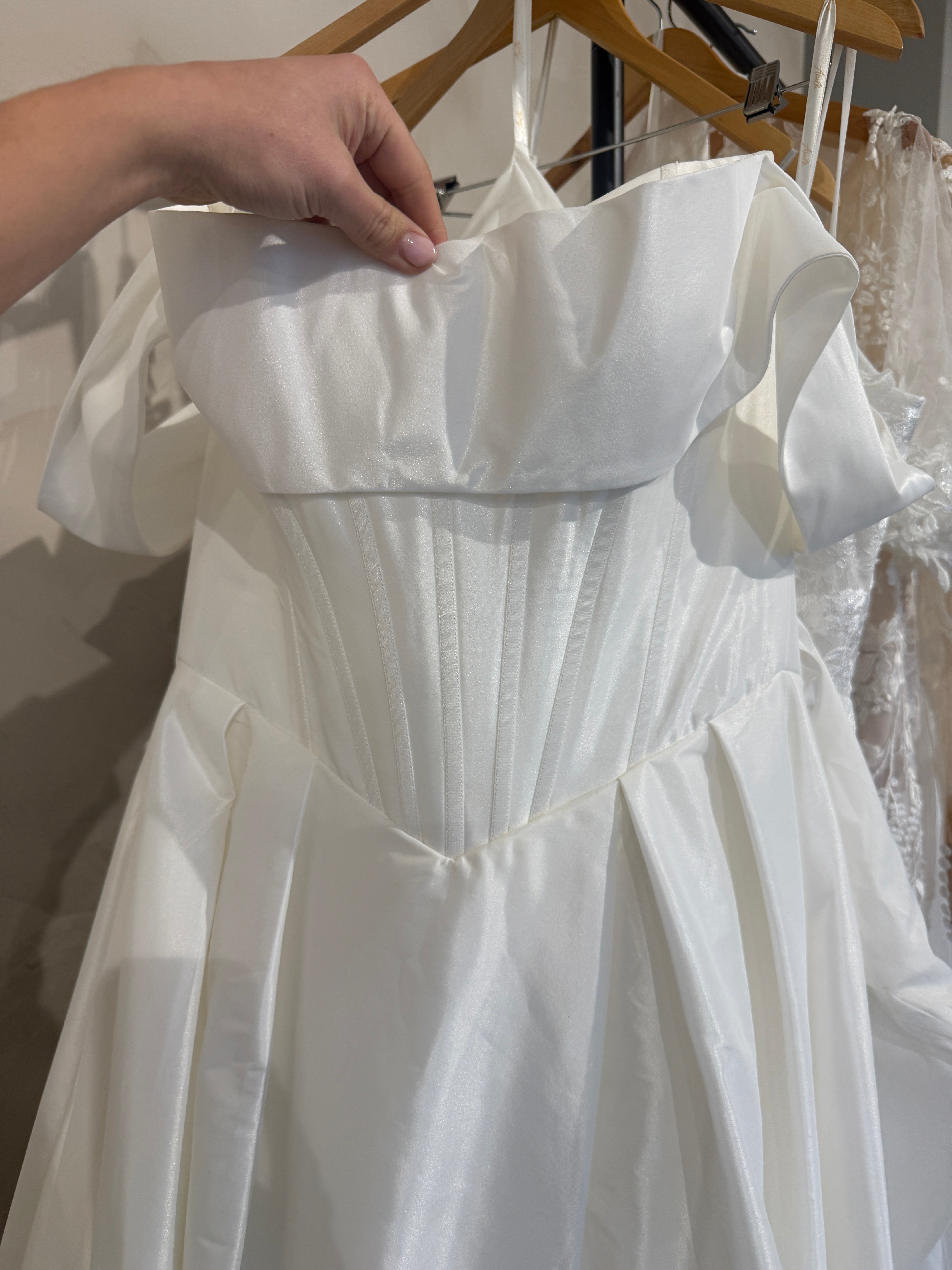 Size 12 | 3505L By Abella