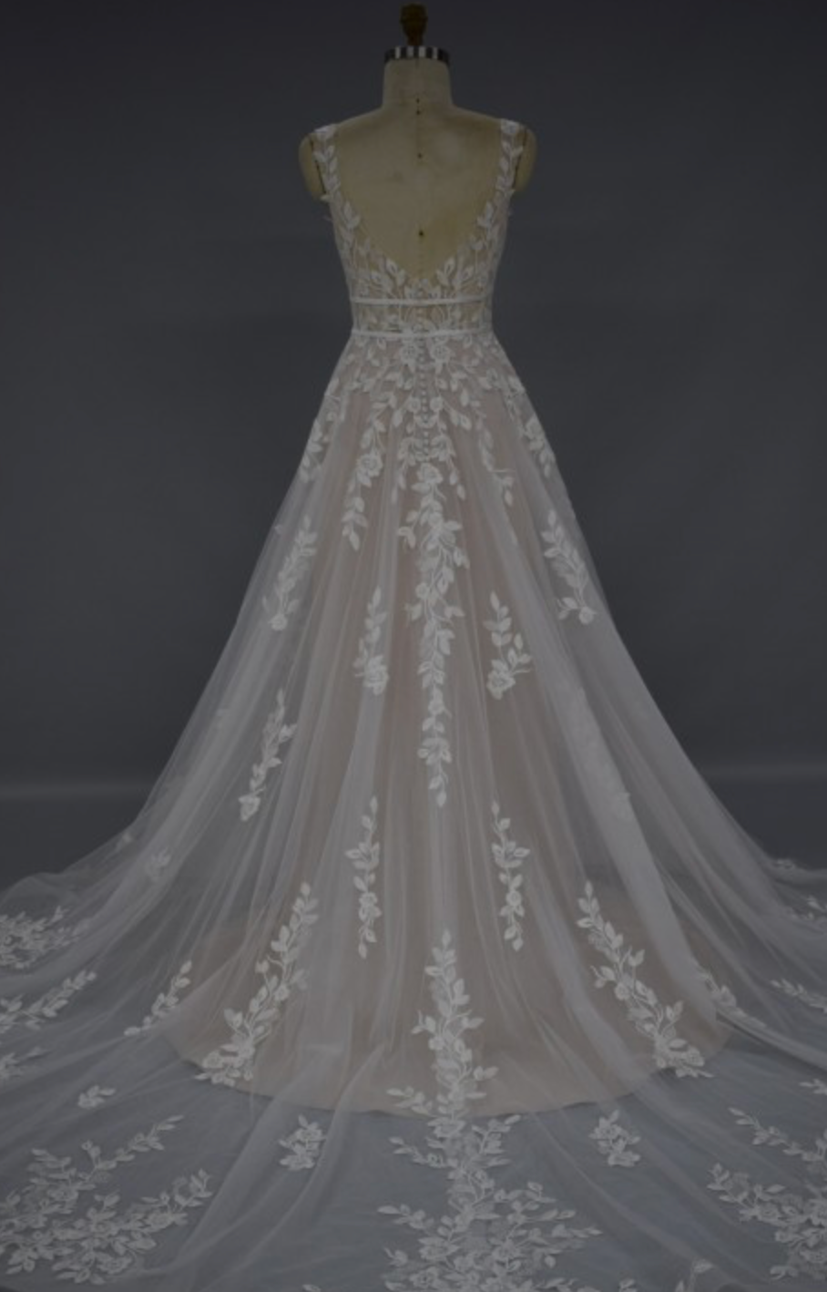 Size 20 | Avalon by Take Heart
