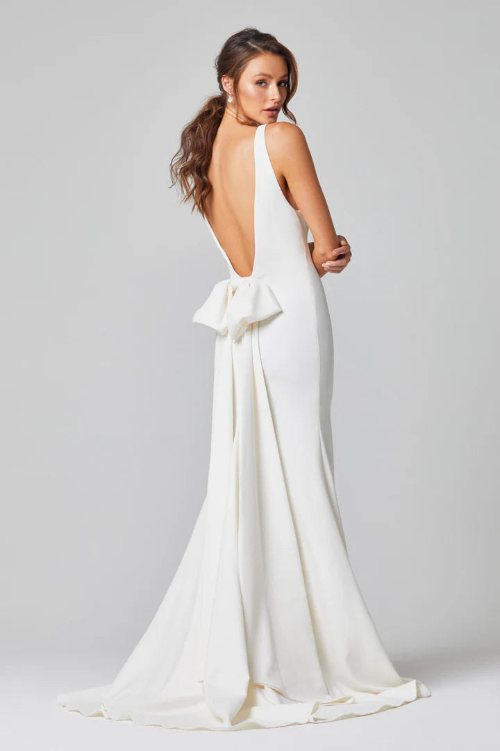 Size 12 | Celeste by Tania Olsen