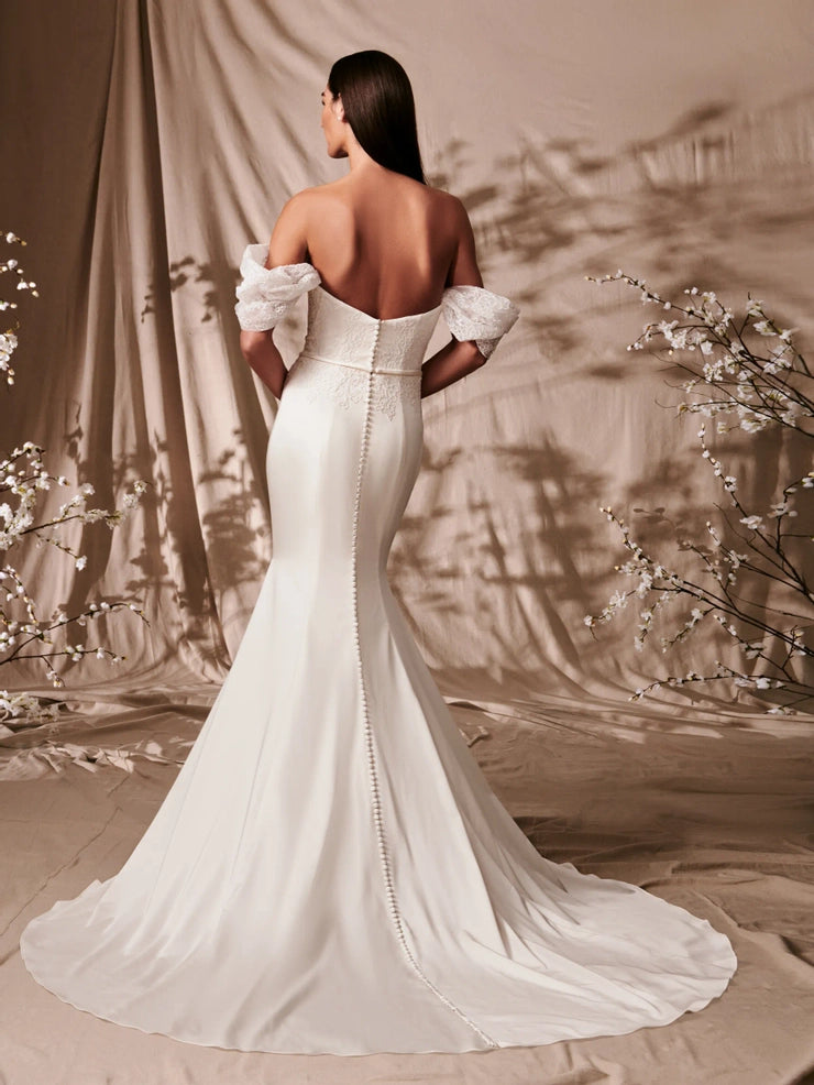 Size 10 | Audrey by Kelly Faetanini