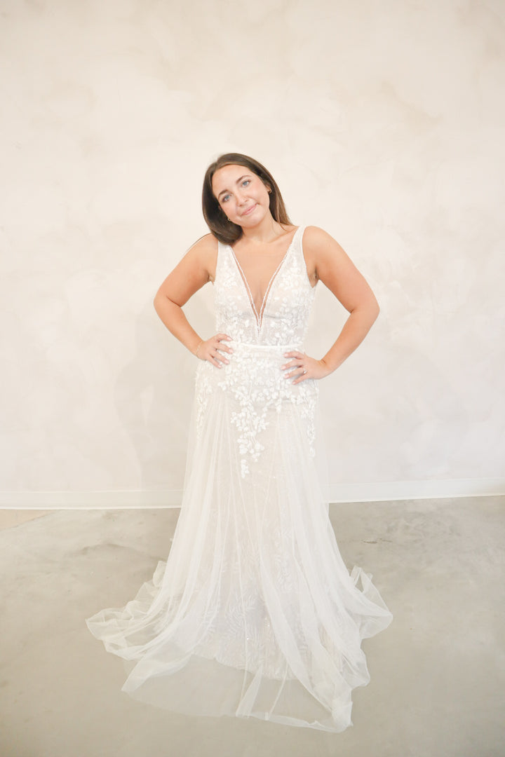 Size 12 | Dream by Eva Lendel