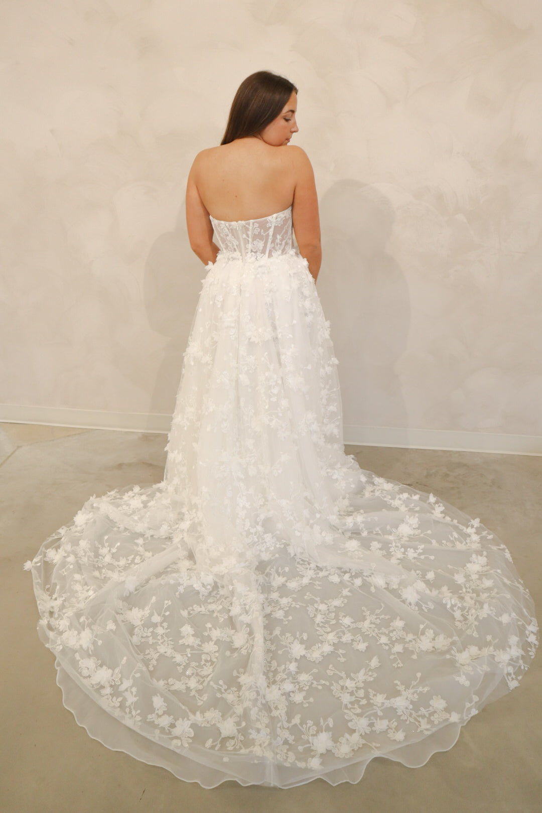 Size 12 | WS225996B-1Z by Wedding Societe