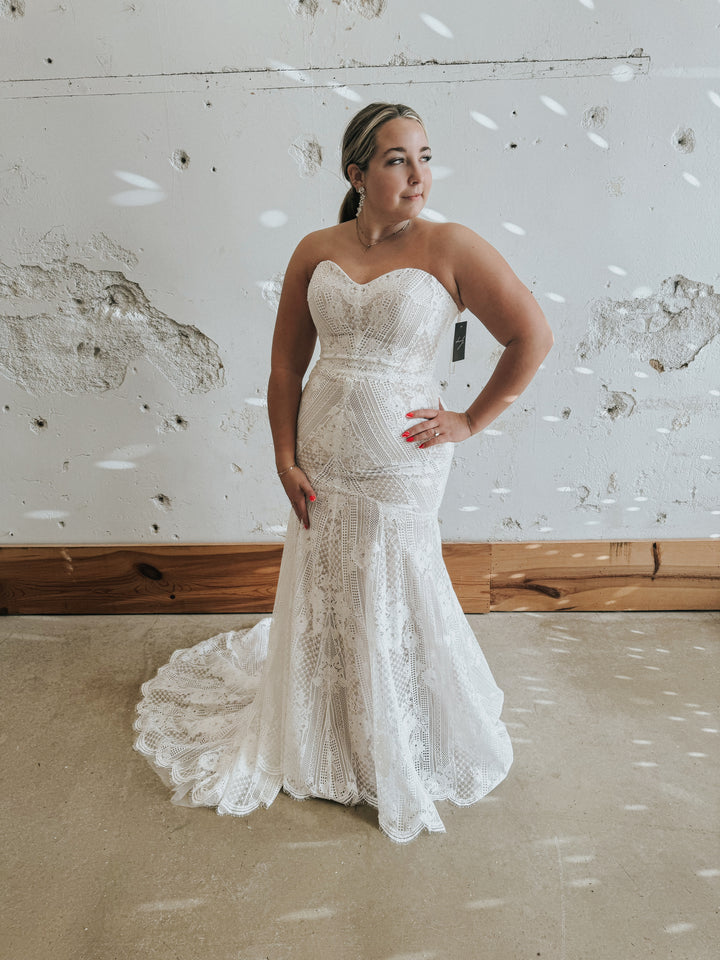 Tag Size 12 | Dearly Loved Bridal
