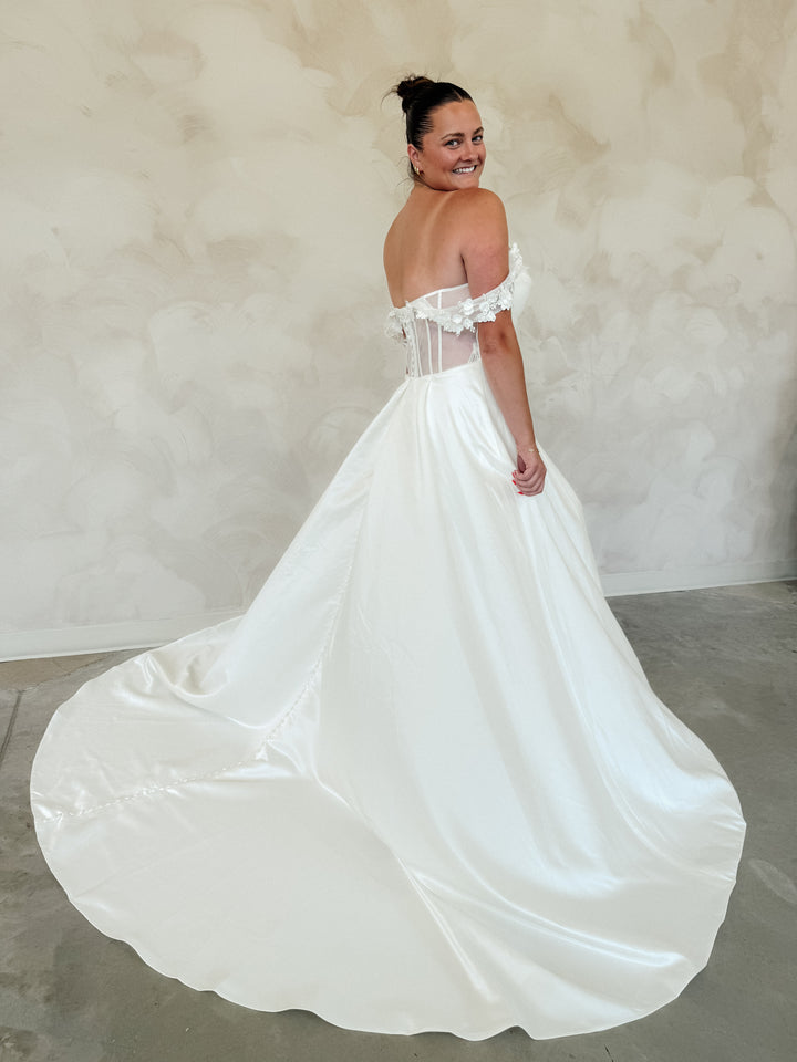 Size 16 | Mary by Dearly