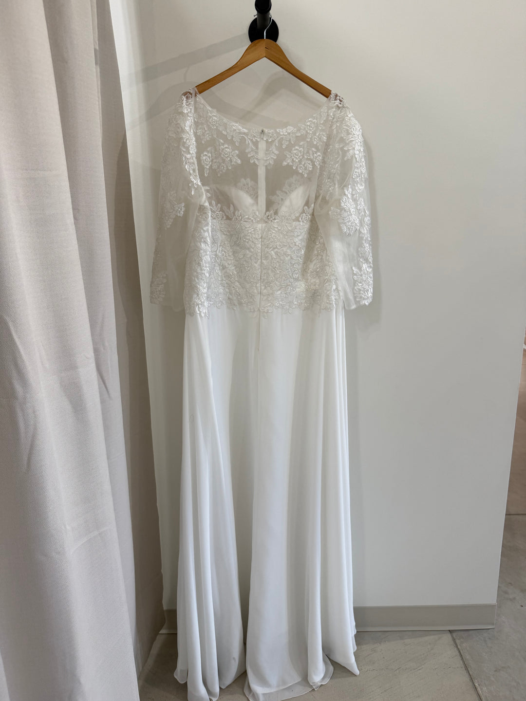 Size 30 | Effie by Sydney's Closet