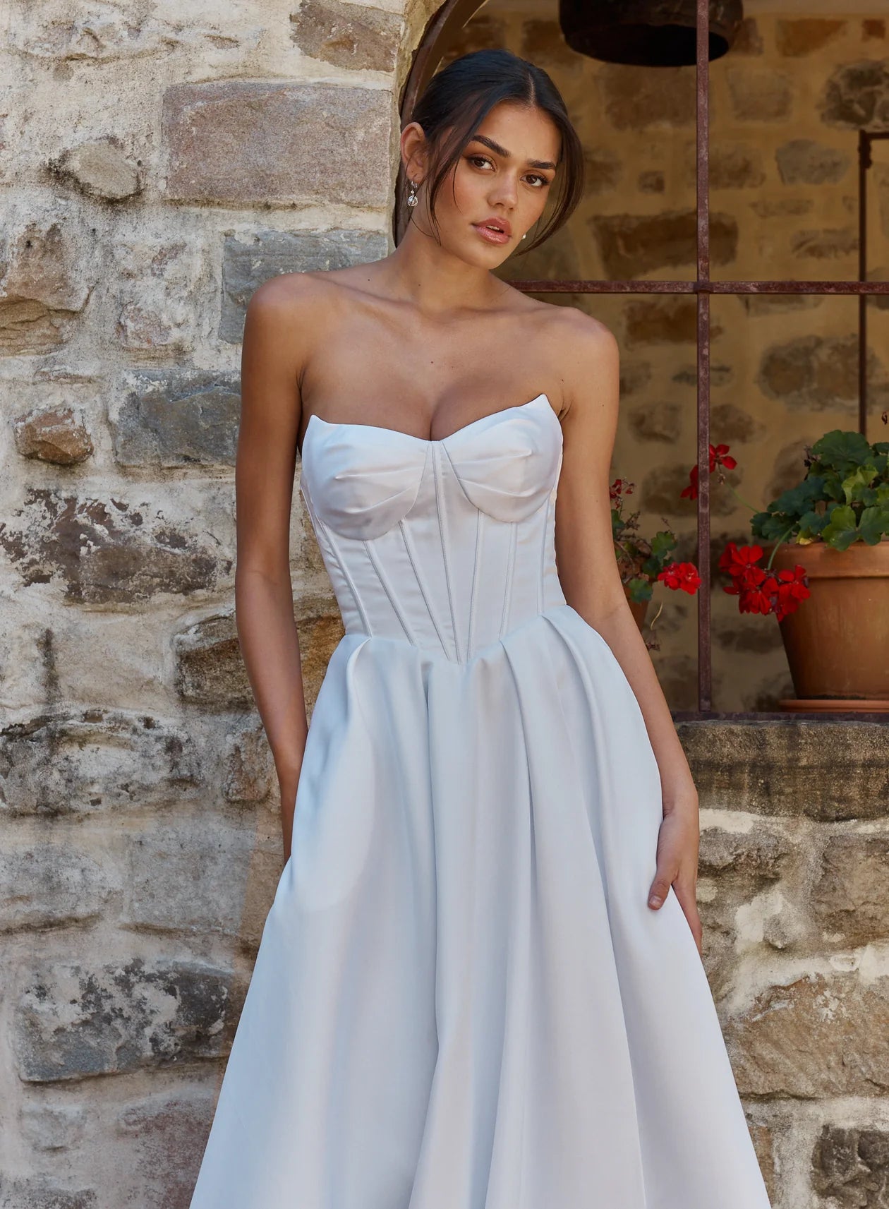 DELLA BY TANIA OLSEN