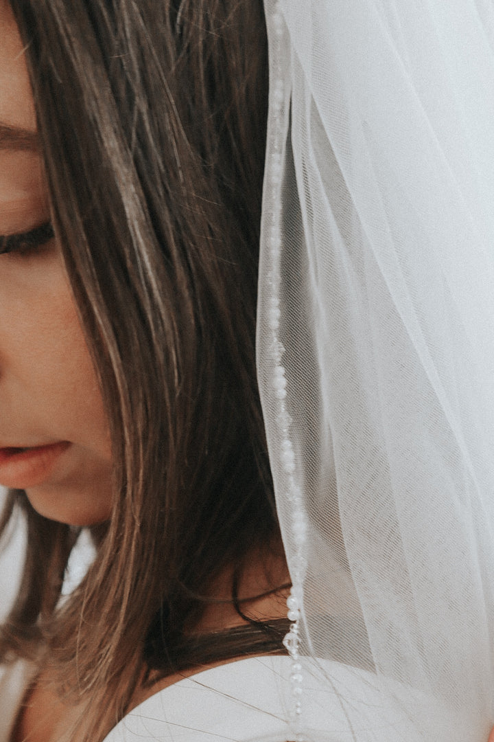 DAINTY- Beaded Edge Veil