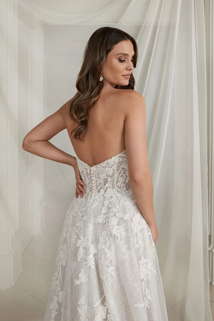 Size 12 | Electra by Justin Alexander