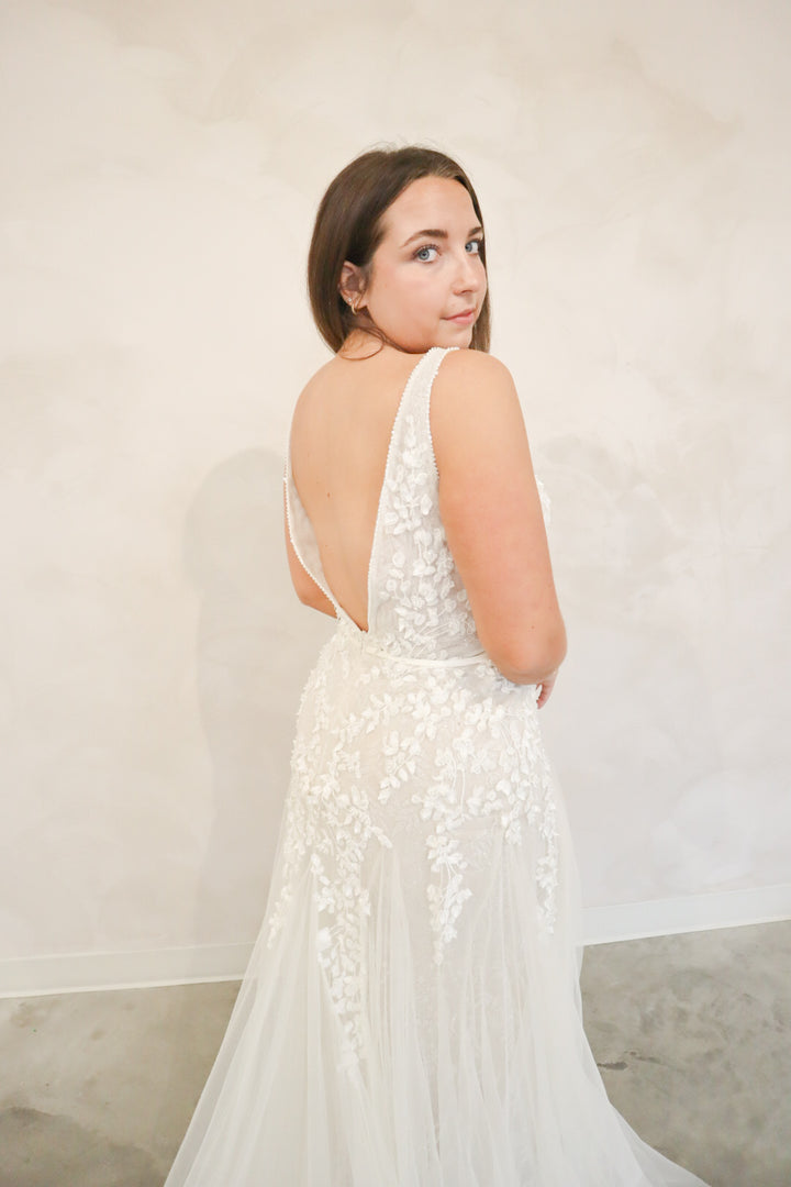 Size 12 | Dream by Eva Lendel