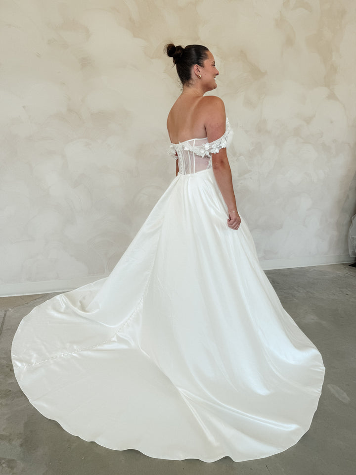 Size 16 | Mary by Dearly