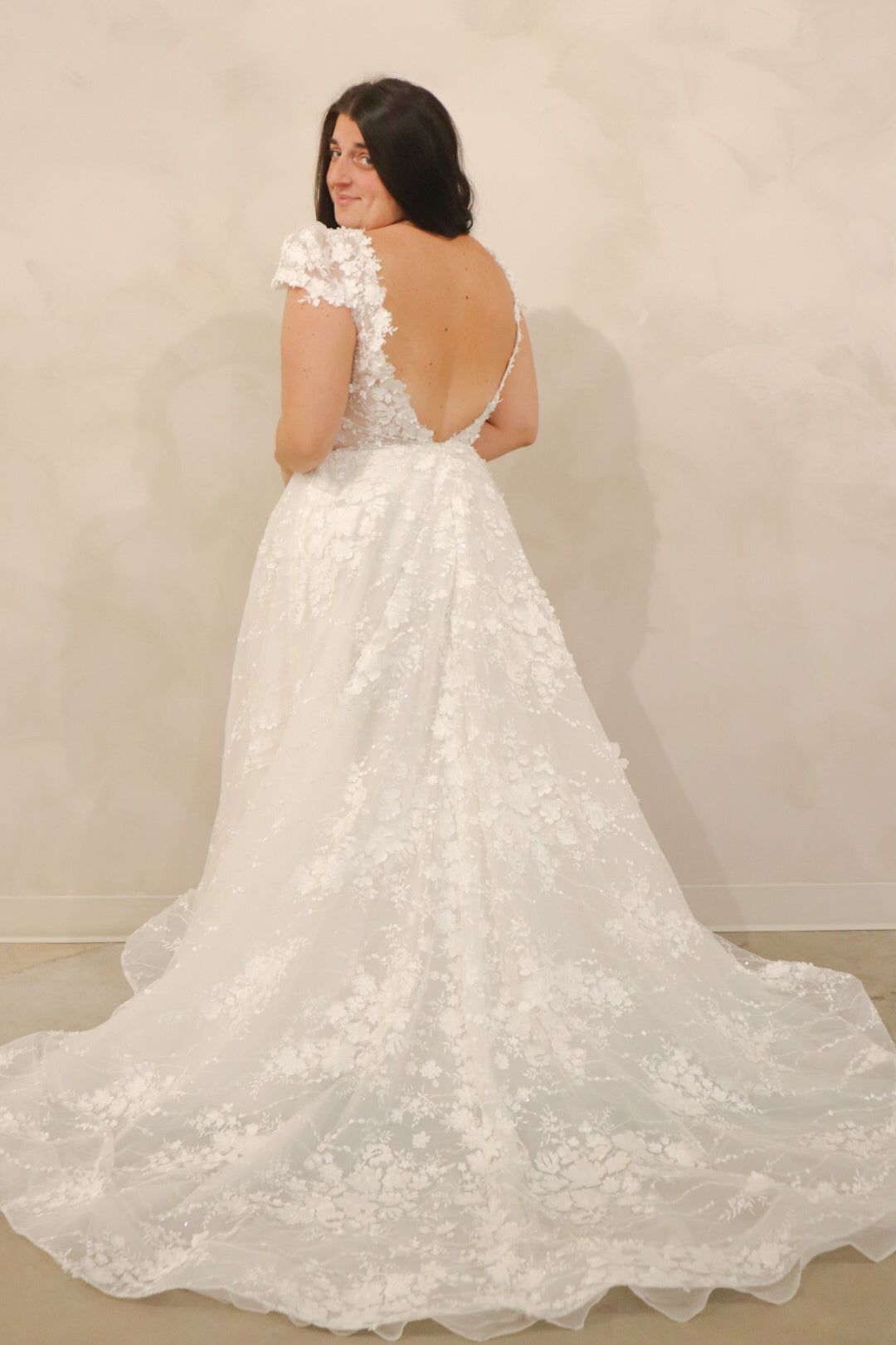 Size 14 | WS22896E-1Z by Wedding Societe