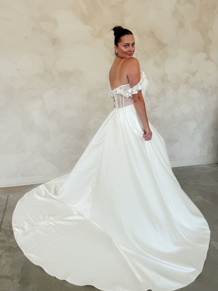 Size 16 | Mary by Dearly