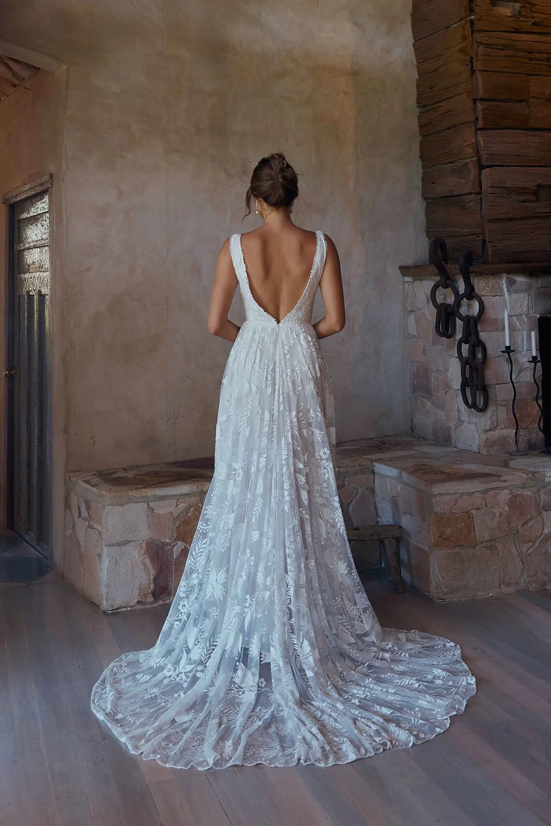 Size 12 | Andromeda by Tania Olsen