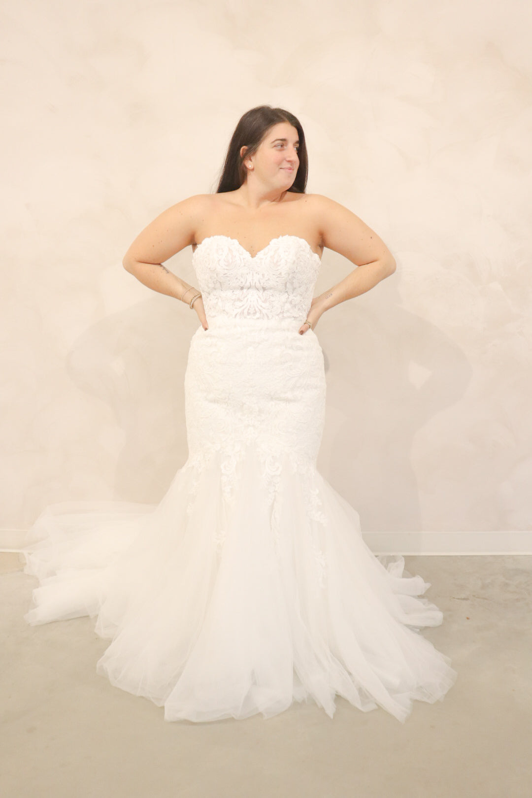 Size 16 | 7431 by Stella York