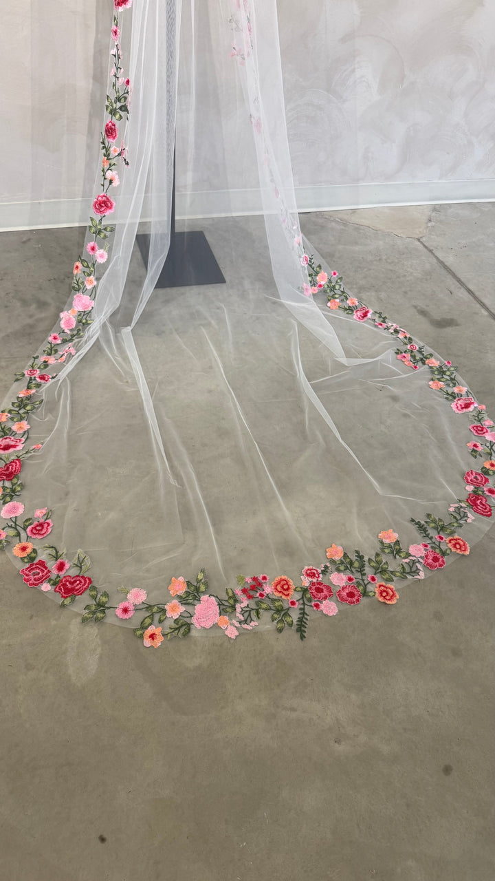 POPPY- Floral Veil