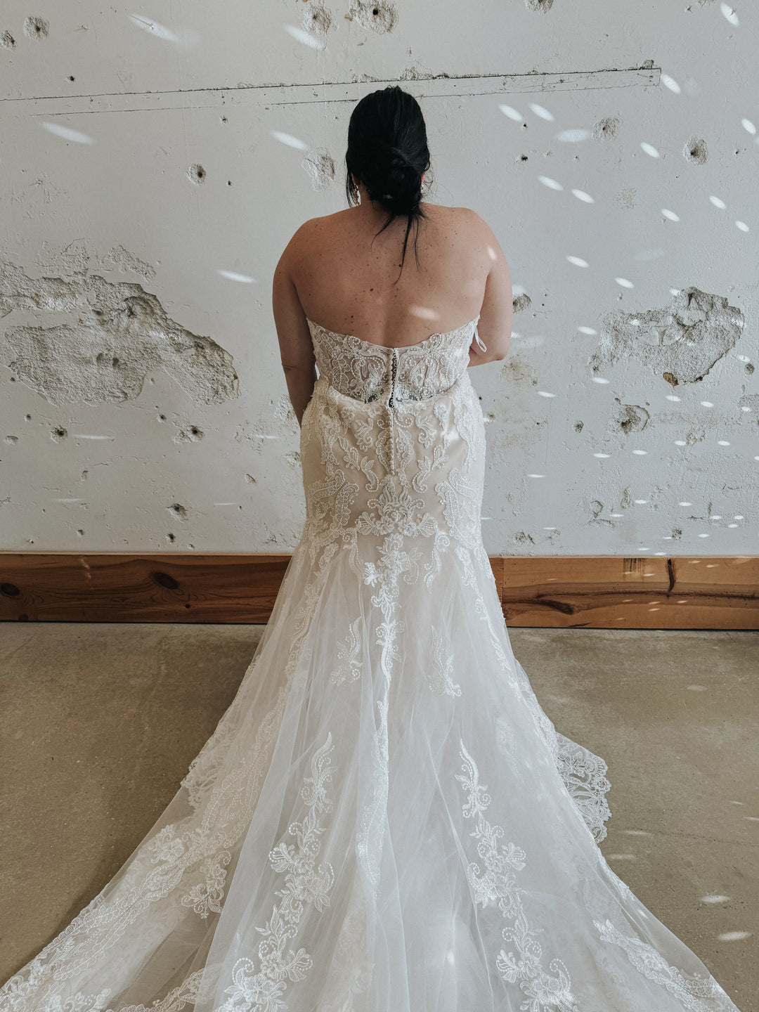 Tag Size 28 | Dearly Loved Bridal