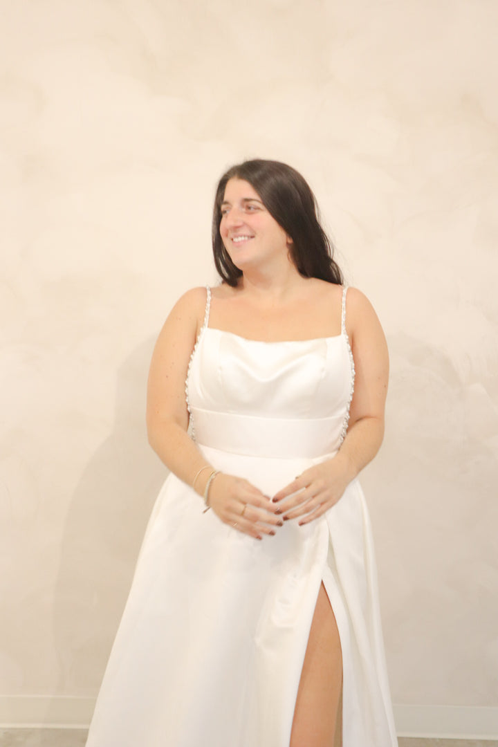 Size 12 | 7531 by Stella York