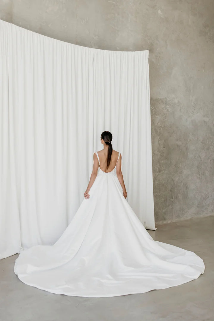 Size 12 | EB8612-1Z by Elysian Bridal