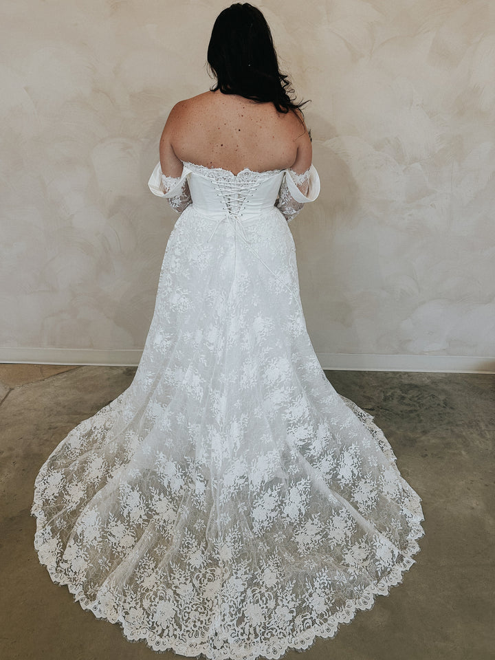 Size 16 | Valencia by Dearly